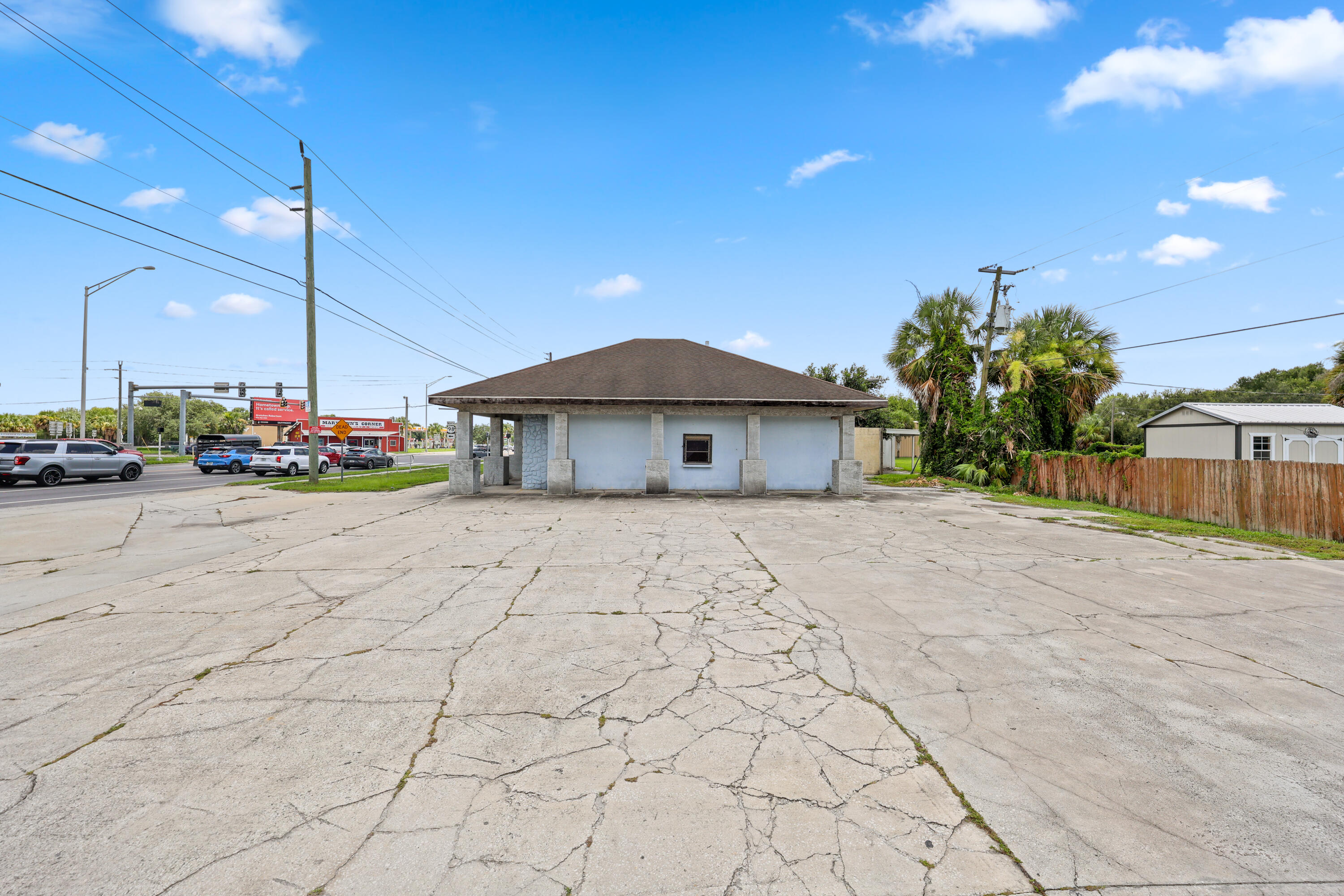 2054 Florida 70 Property Photo 27