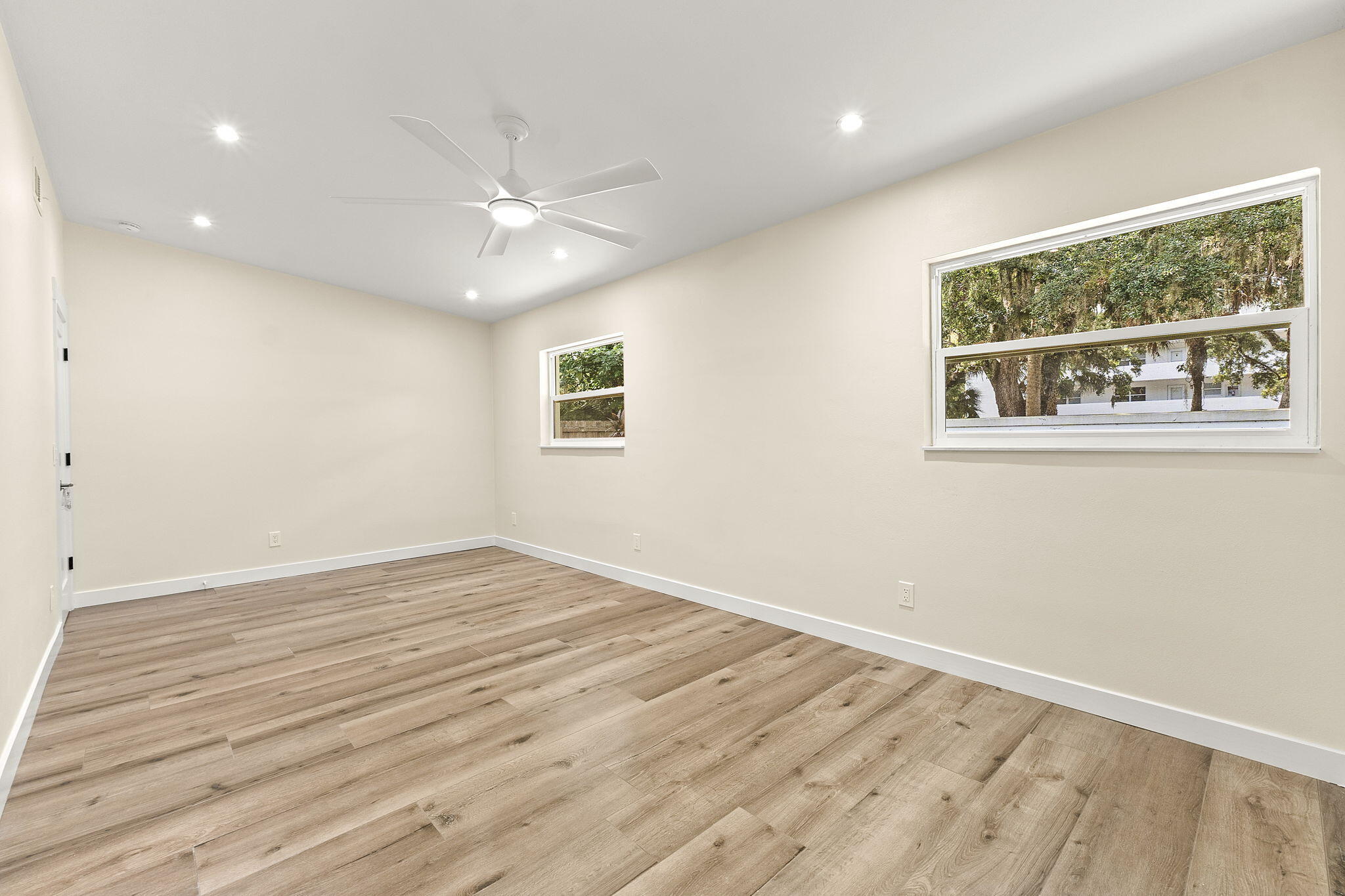 3615 Indian River Drive E Property Photo 22