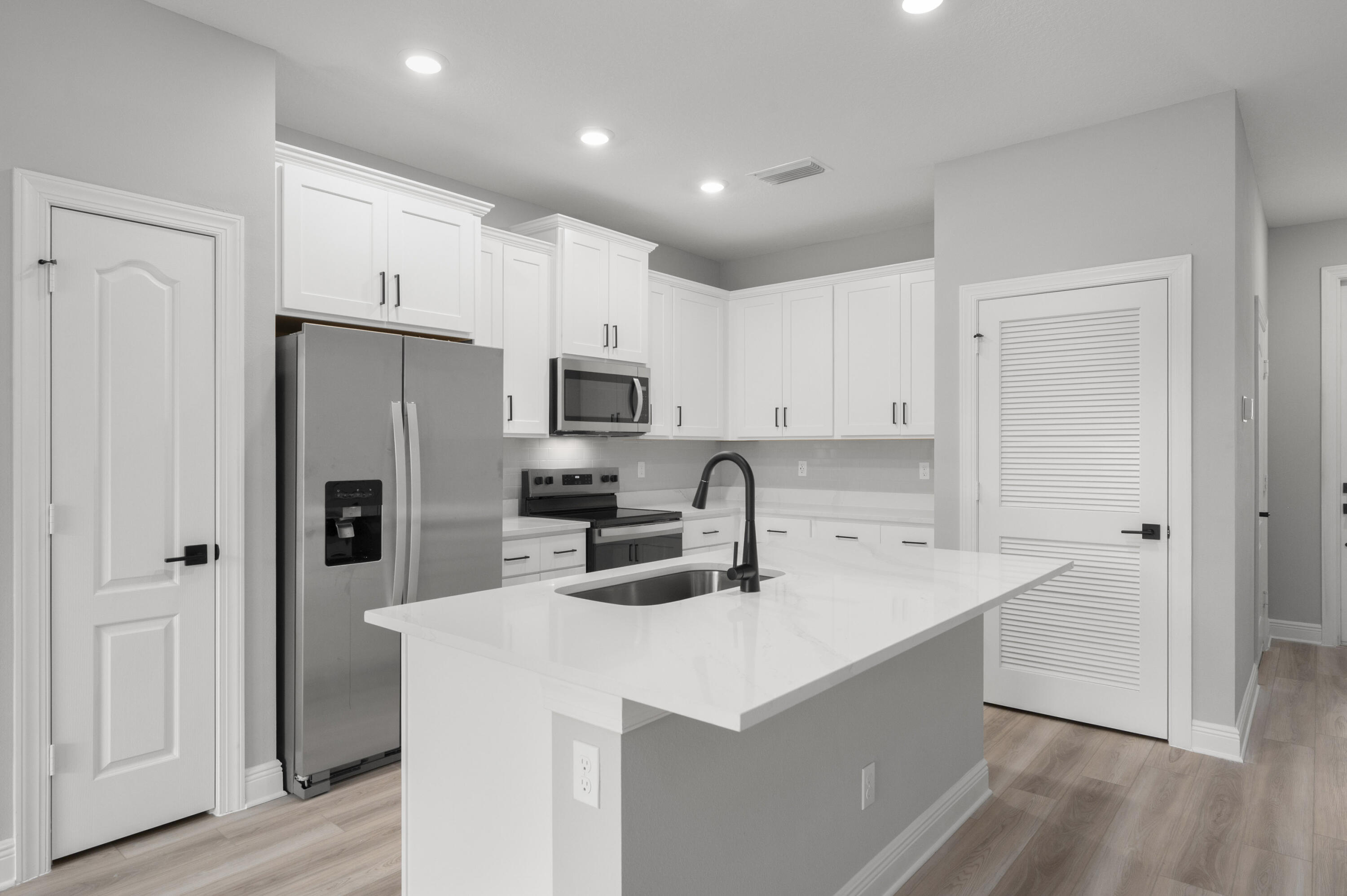 1614 Gaiety Way Property Photo 3