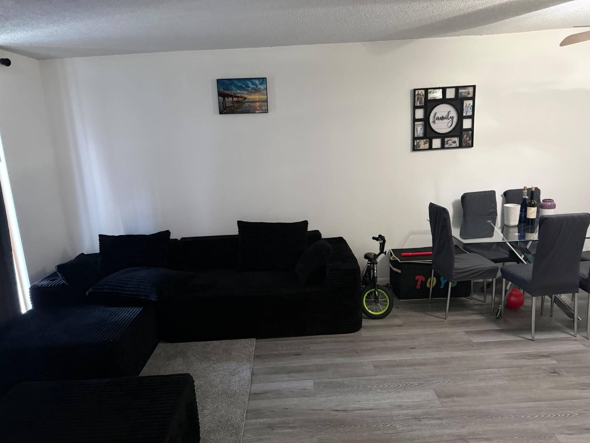 480 Executive Center Drive 3h Property Photo 6