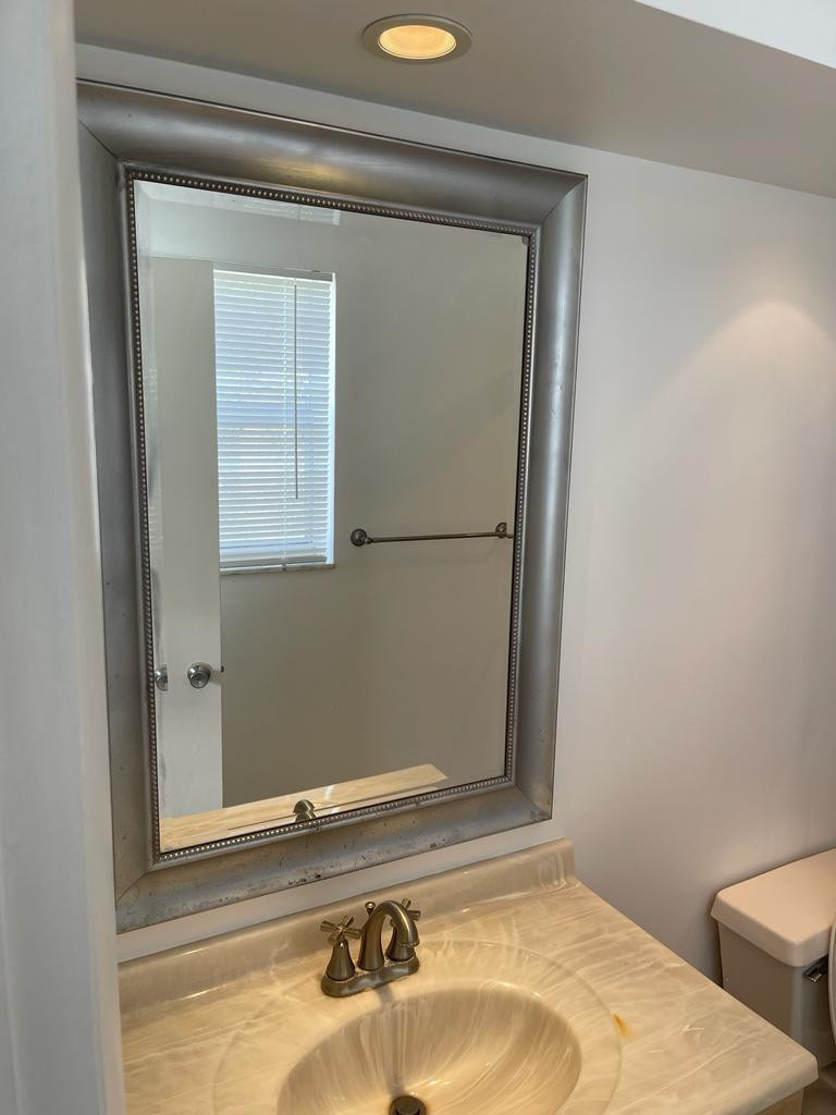 480 Executive Center Drive 3h Property Photo 15