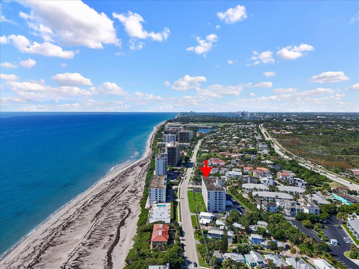 911 Ocean Drive 601 Property Photo 25