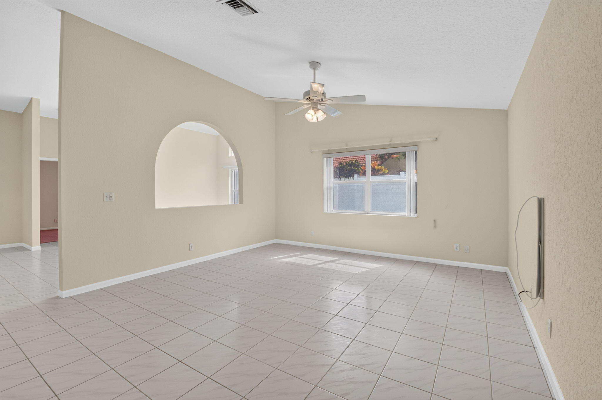 1165 Sea Grape Circle Property Photo 8