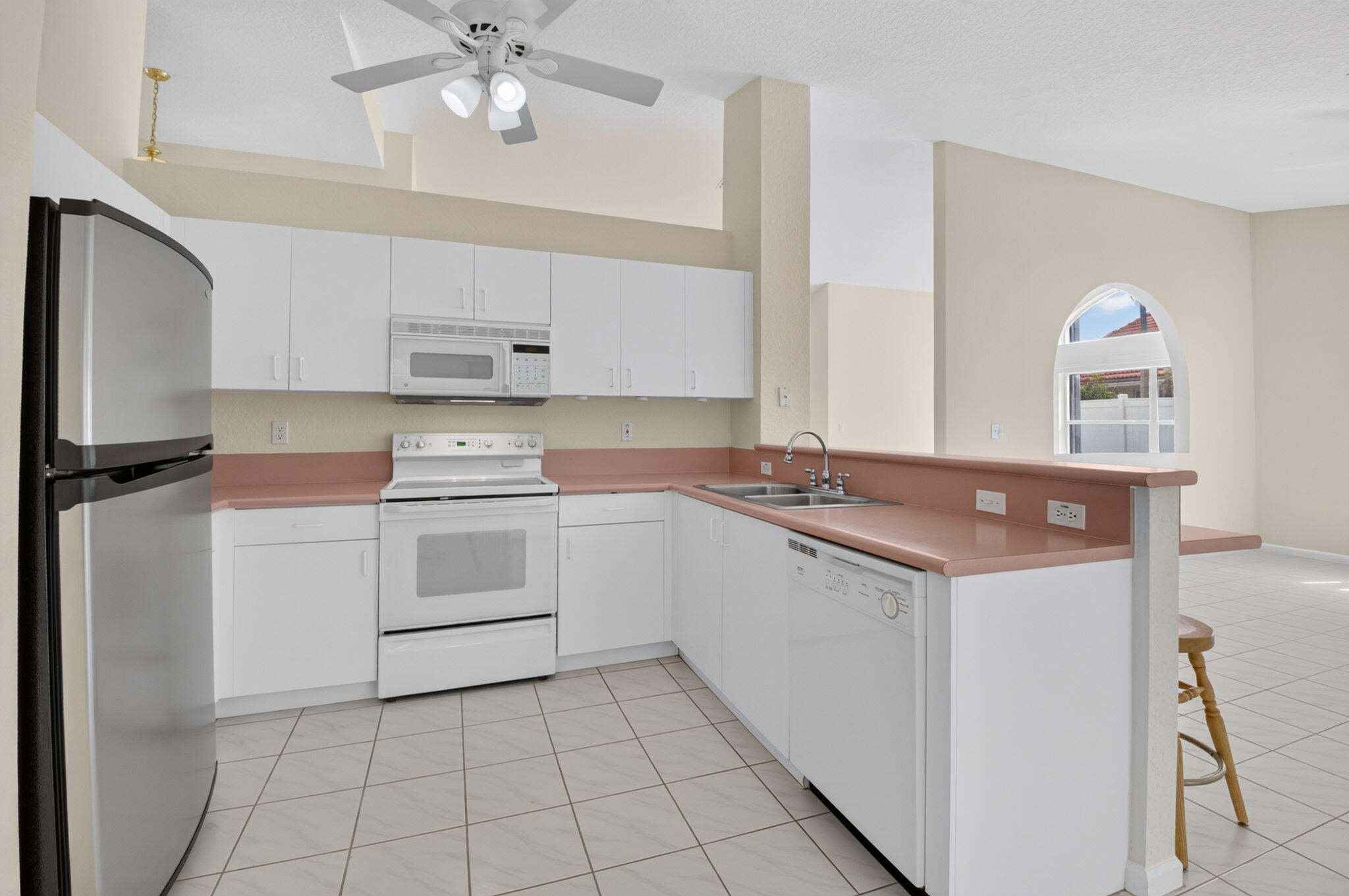 1165 Sea Grape Circle Property Photo 10