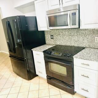 251 Las Palmas Street Property Photo 4