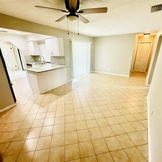 251 Las Palmas Street Property Photo 9