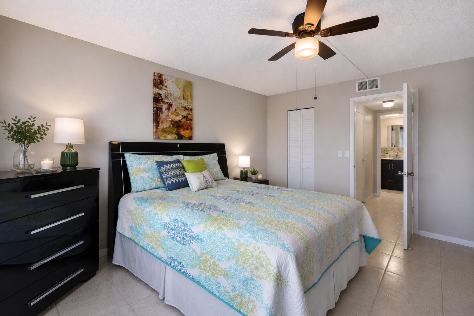 4640 Lucerne Lakes Boulevard W 404 Property Photo 11