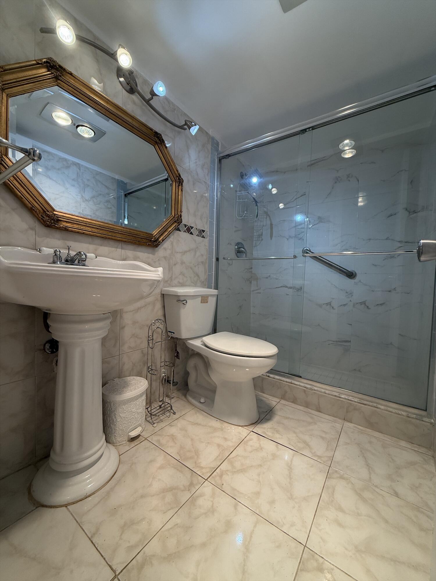 352 Sheffield O Property Photo 8