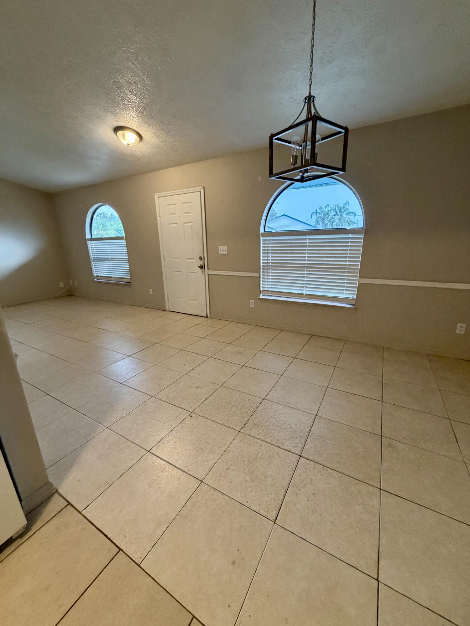 5205 Se Primrose Way Property Photo 2