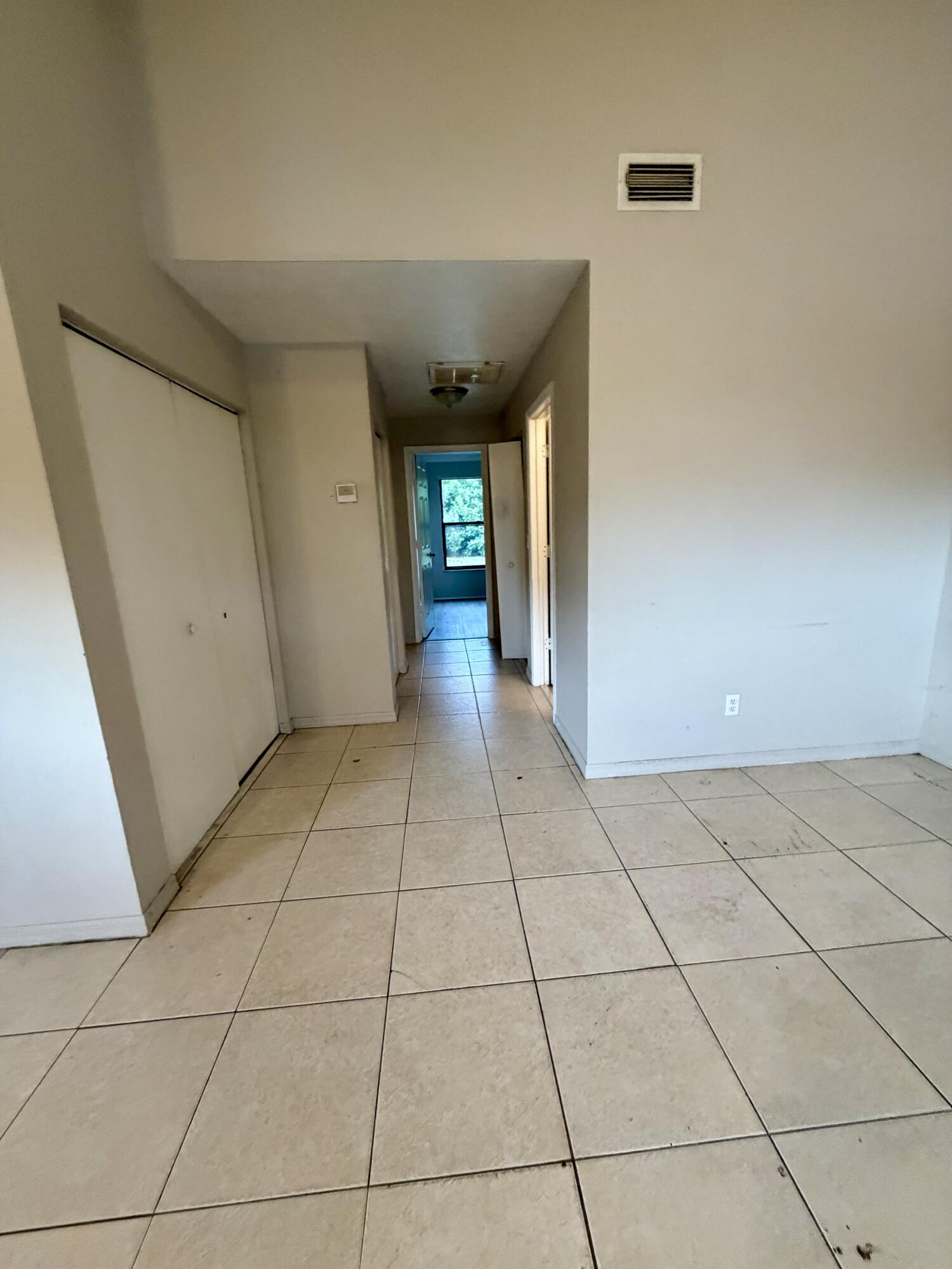 5205 Se Primrose Way Property Photo 7