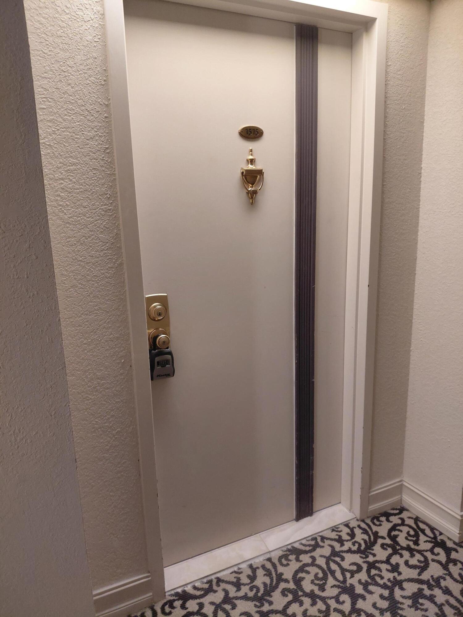 1010 S Ocean Boulevard 1515 Property Photo 5