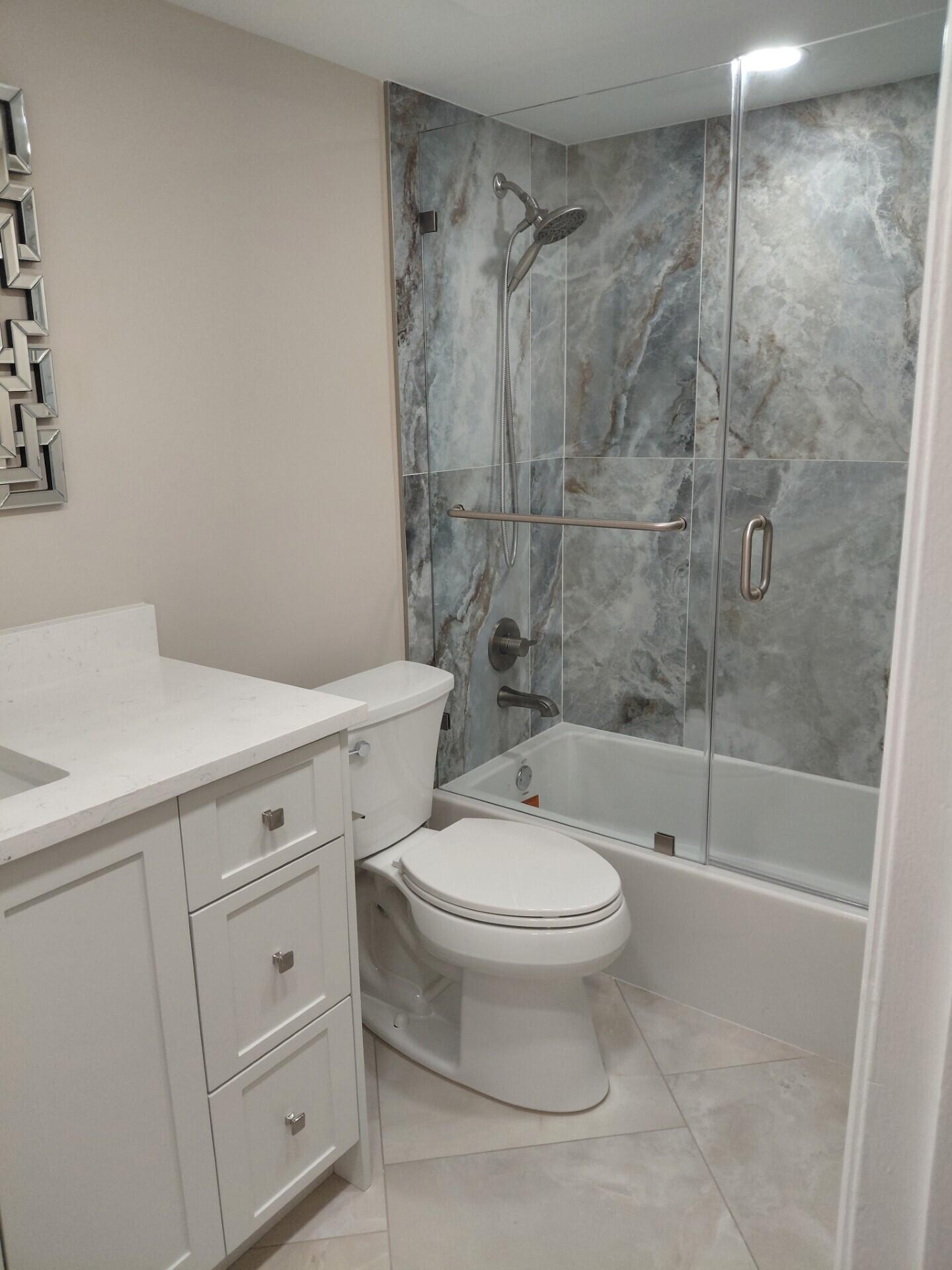 1010 S Ocean Boulevard 1515 Property Photo 25
