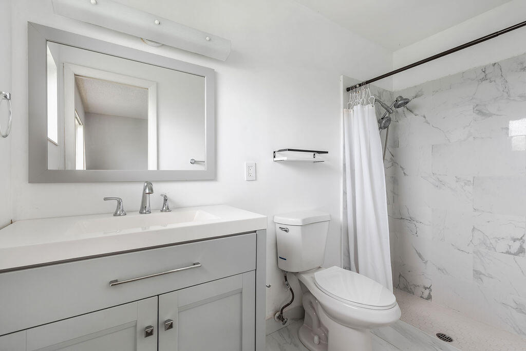 2523 Dudley Drive W B Property Photo 17