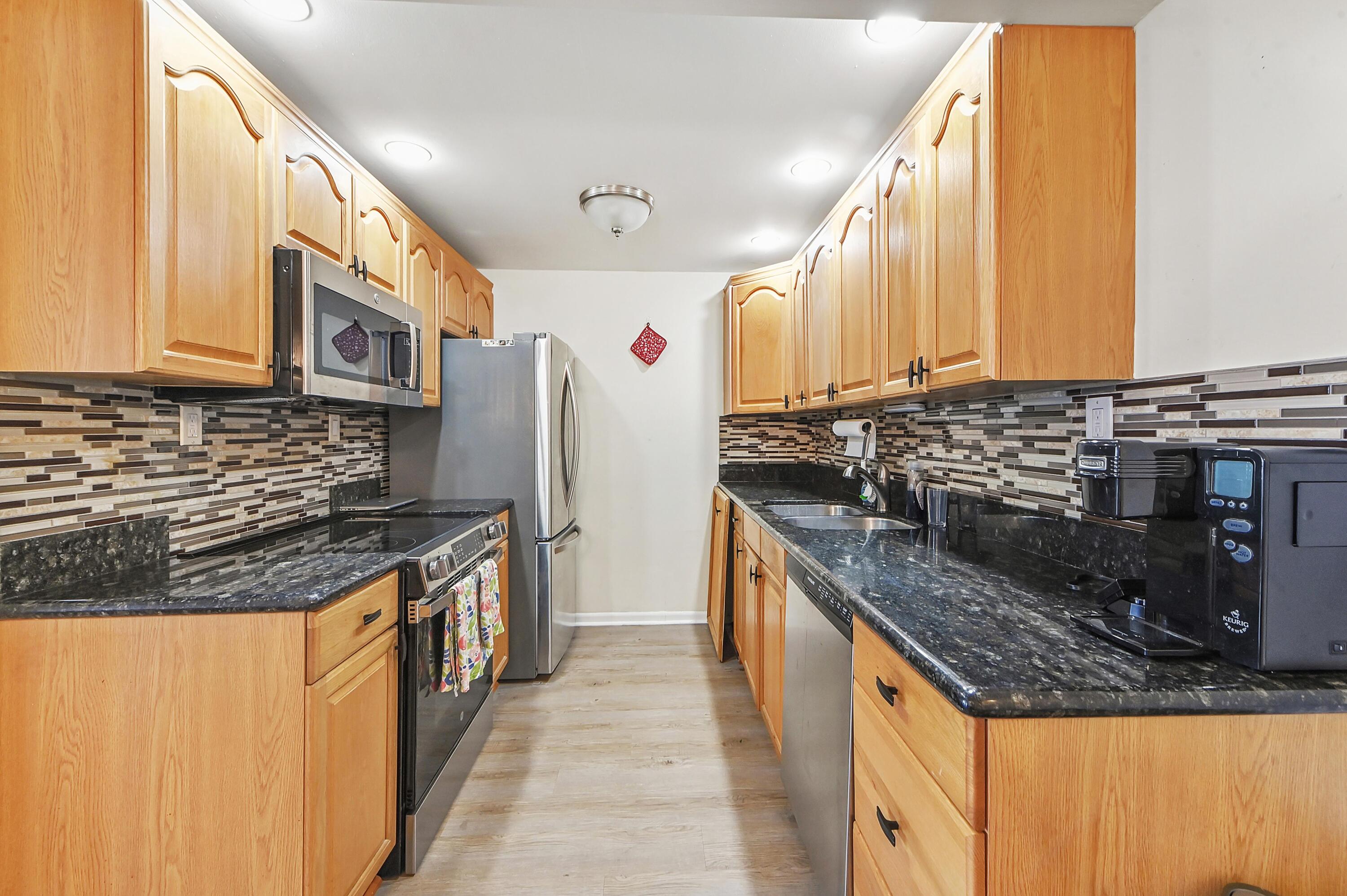 4087 Newport S Property Photo 9