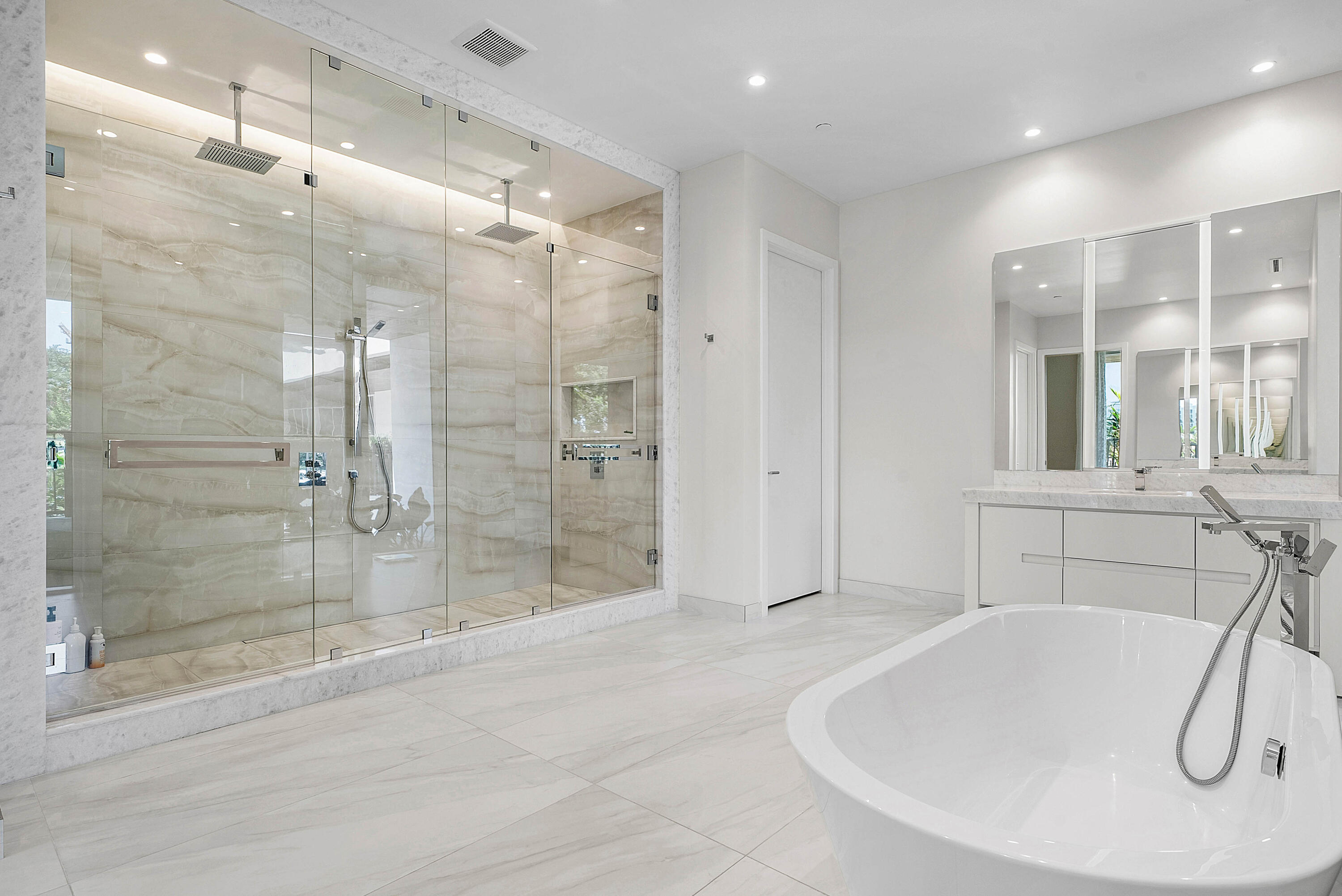 210 Se Mizner Boulevard 101 Property Photo 11