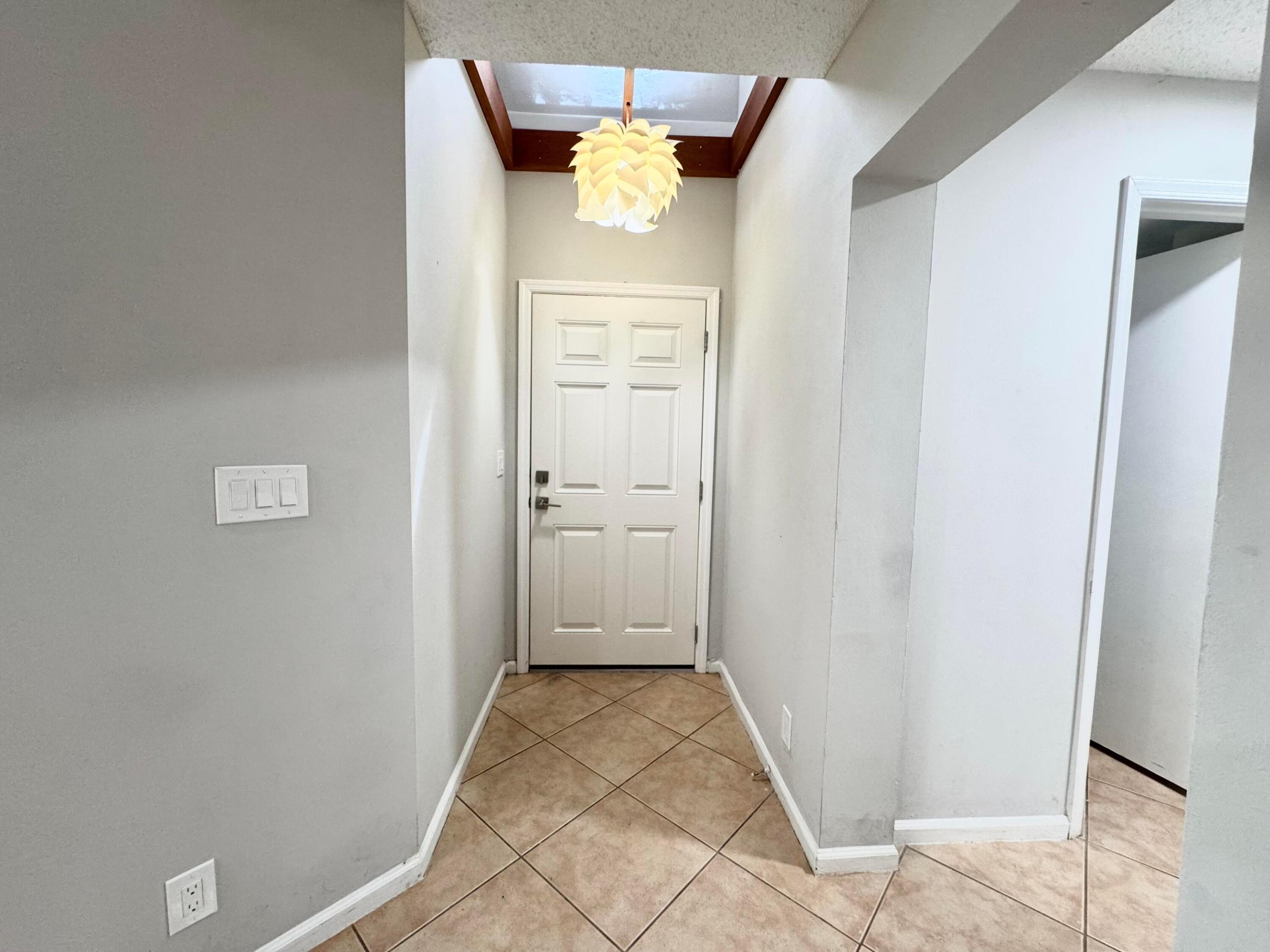 1877 Discovery Way Property Photo 3