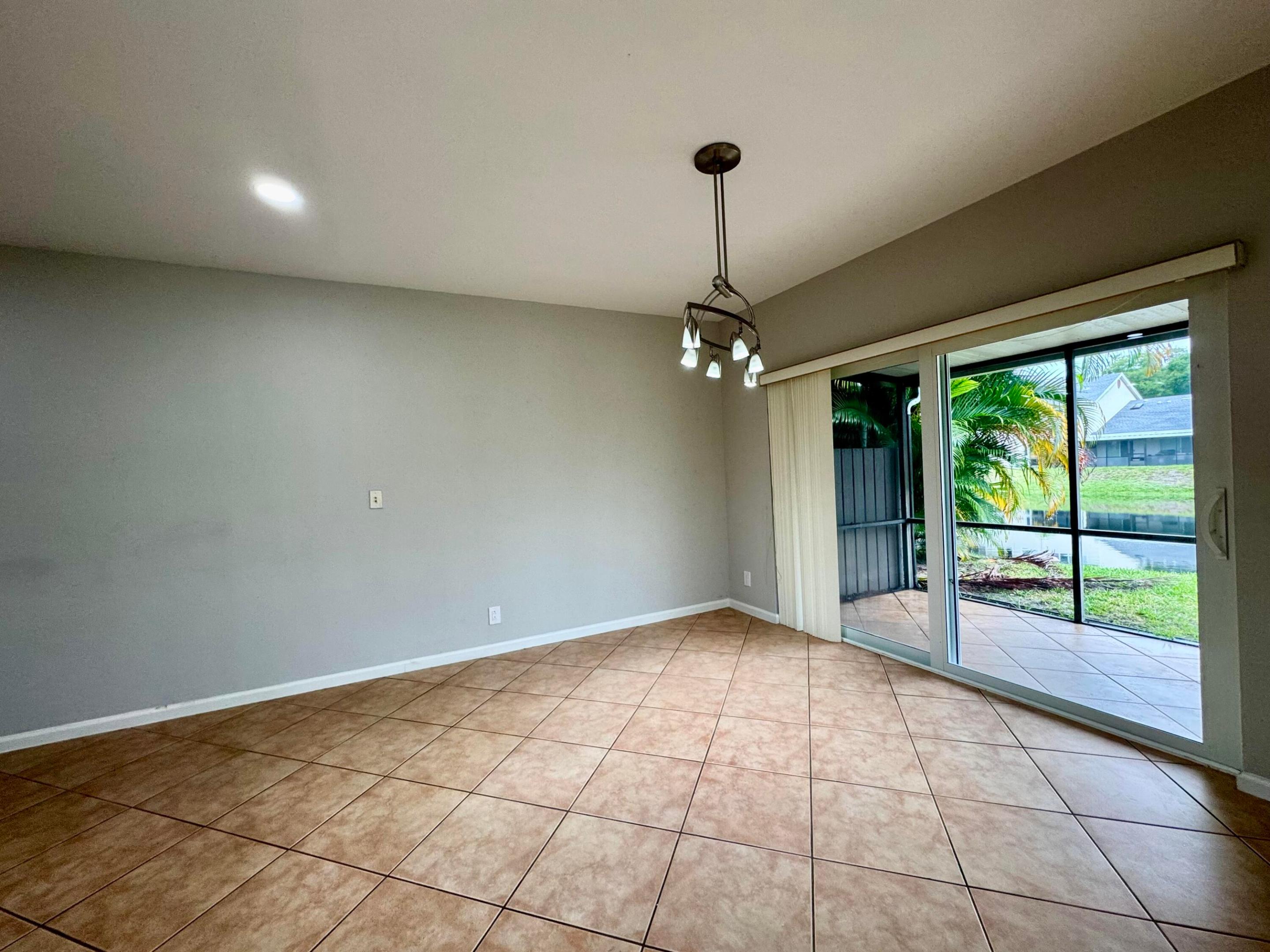 1877 Discovery Way Property Photo 6