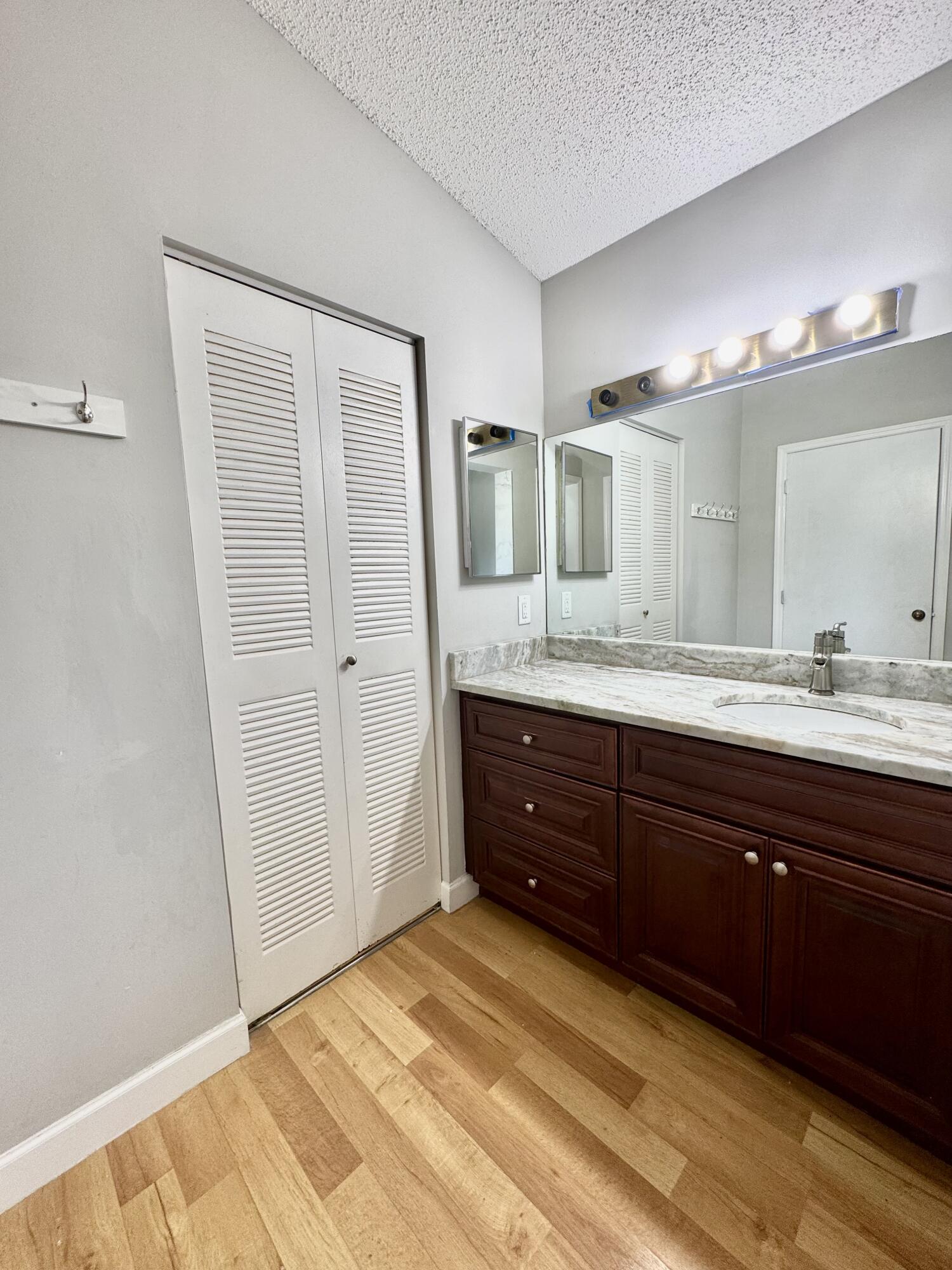 1877 Discovery Way Property Photo 23