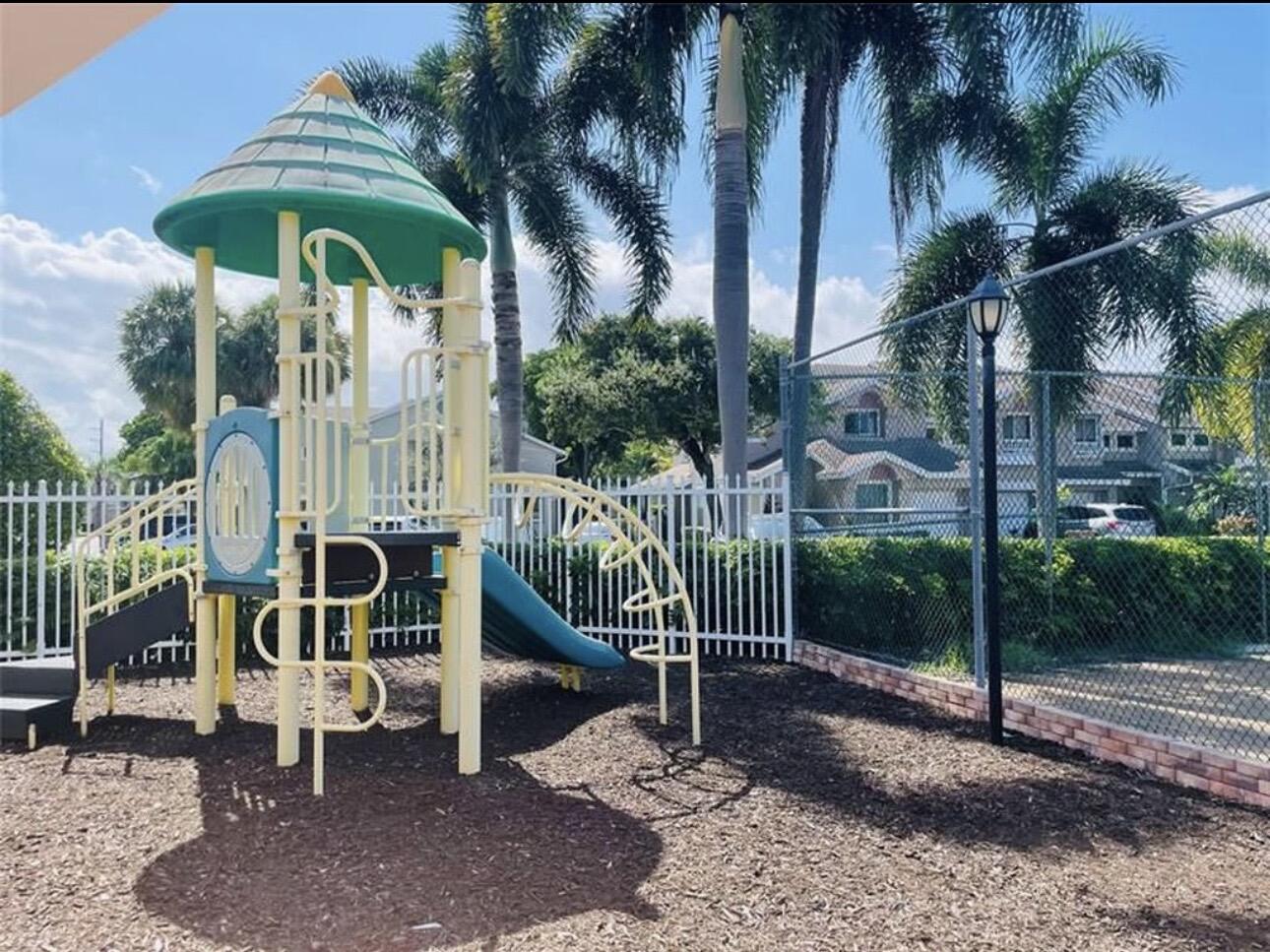 1877 Discovery Way Property Photo 39