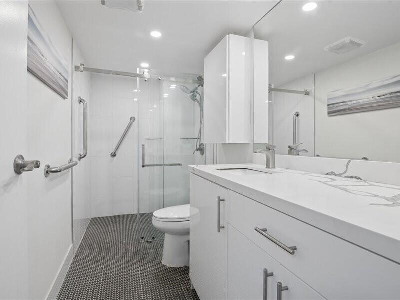 1370 S Ocean Boulevard 305 Property Photo 12