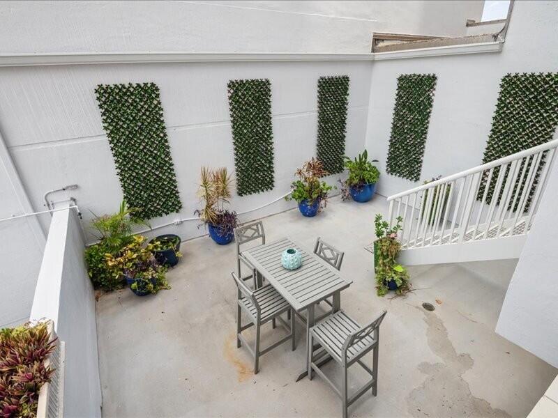 1370 S Ocean Boulevard 305 Property Photo 15