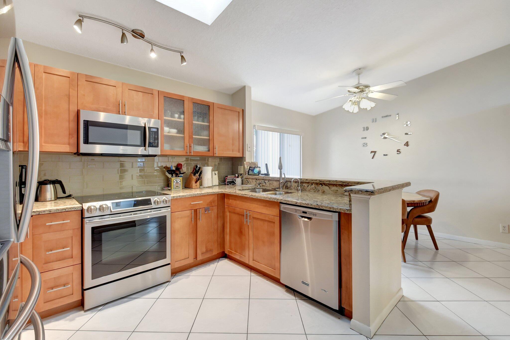 4786 Sextant Circle Property Photo 4