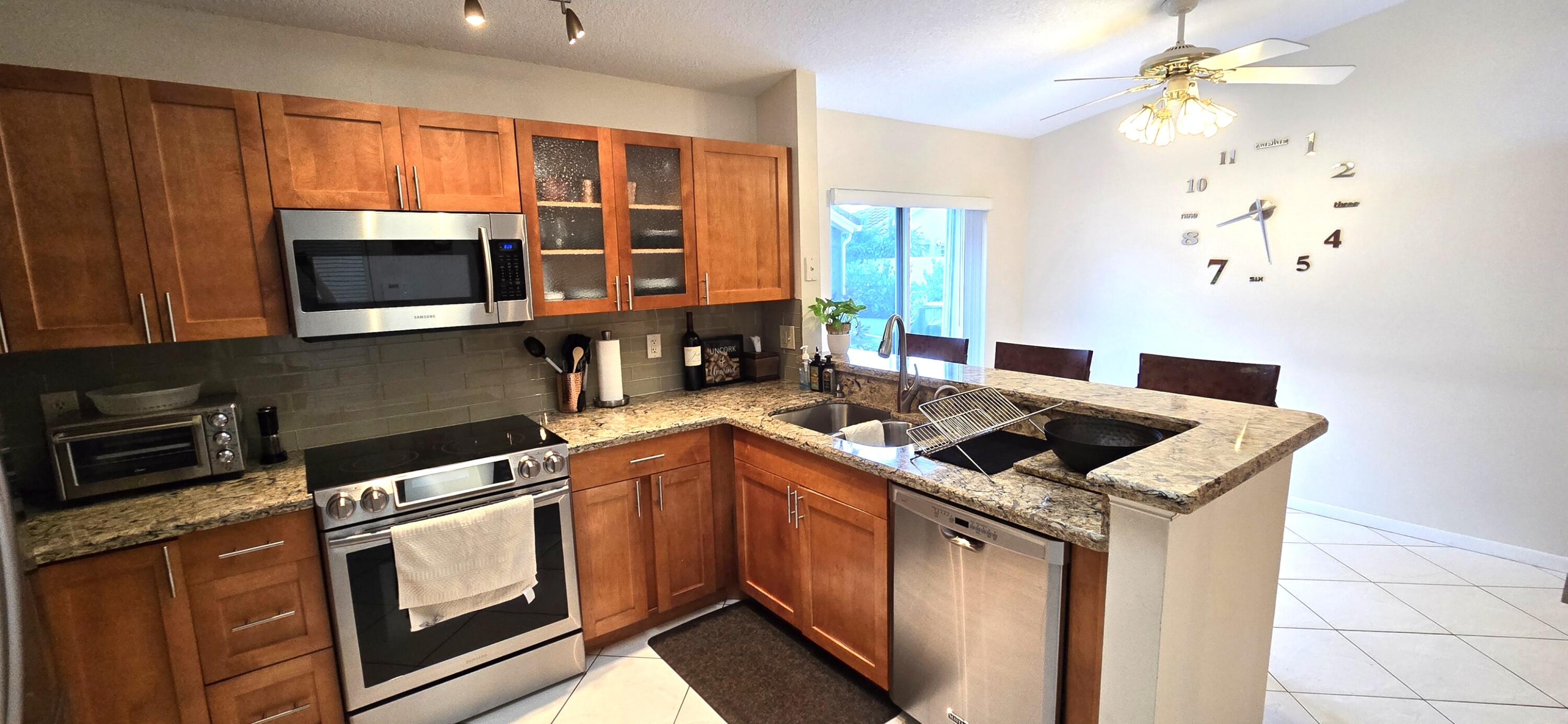 4786 Sextant Circle Property Photo 6