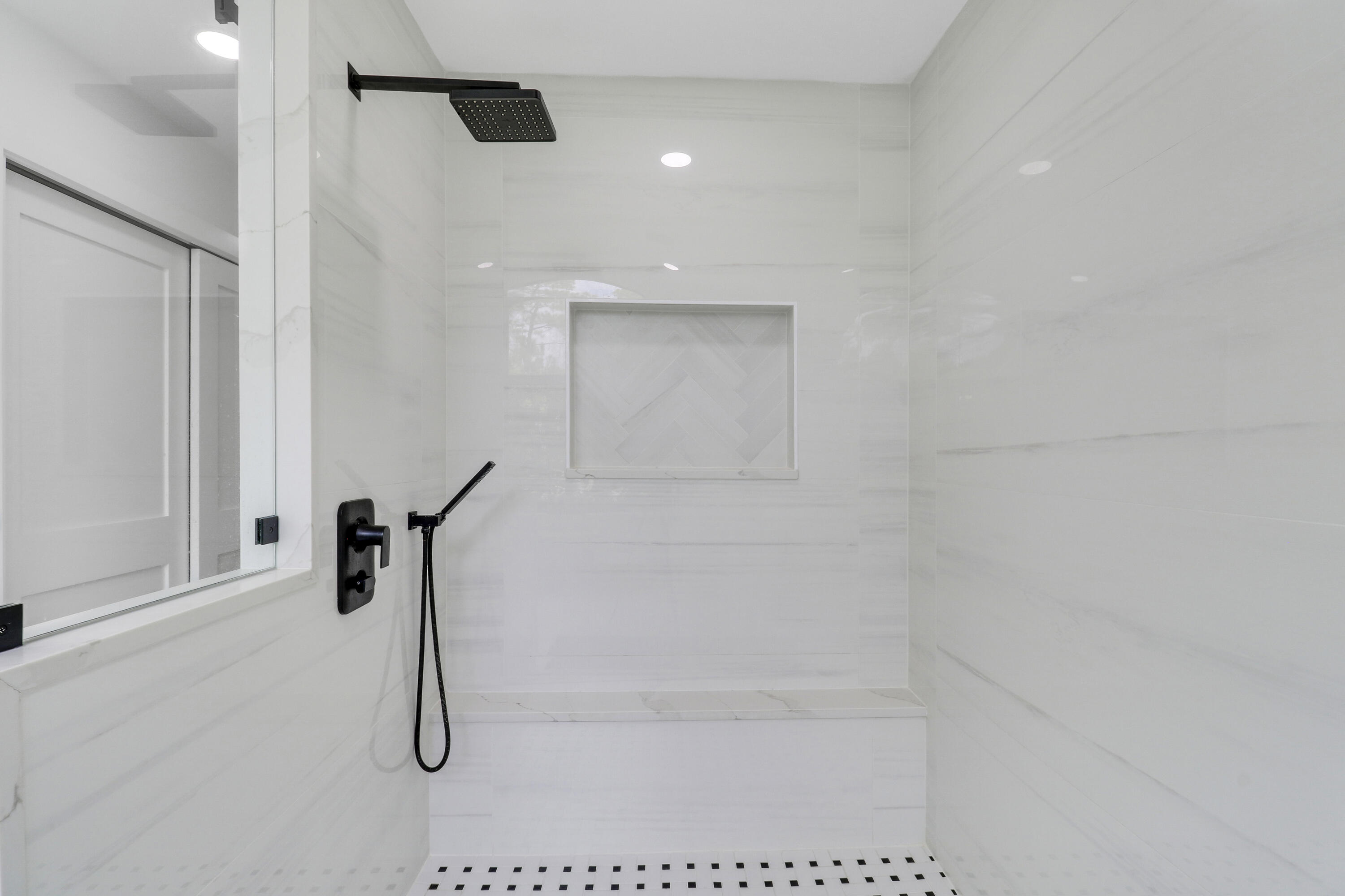 15316 75th Way N Property Photo 22
