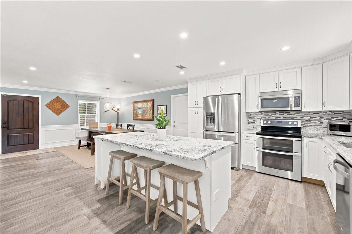 1740 Vally Road Property Photo 4