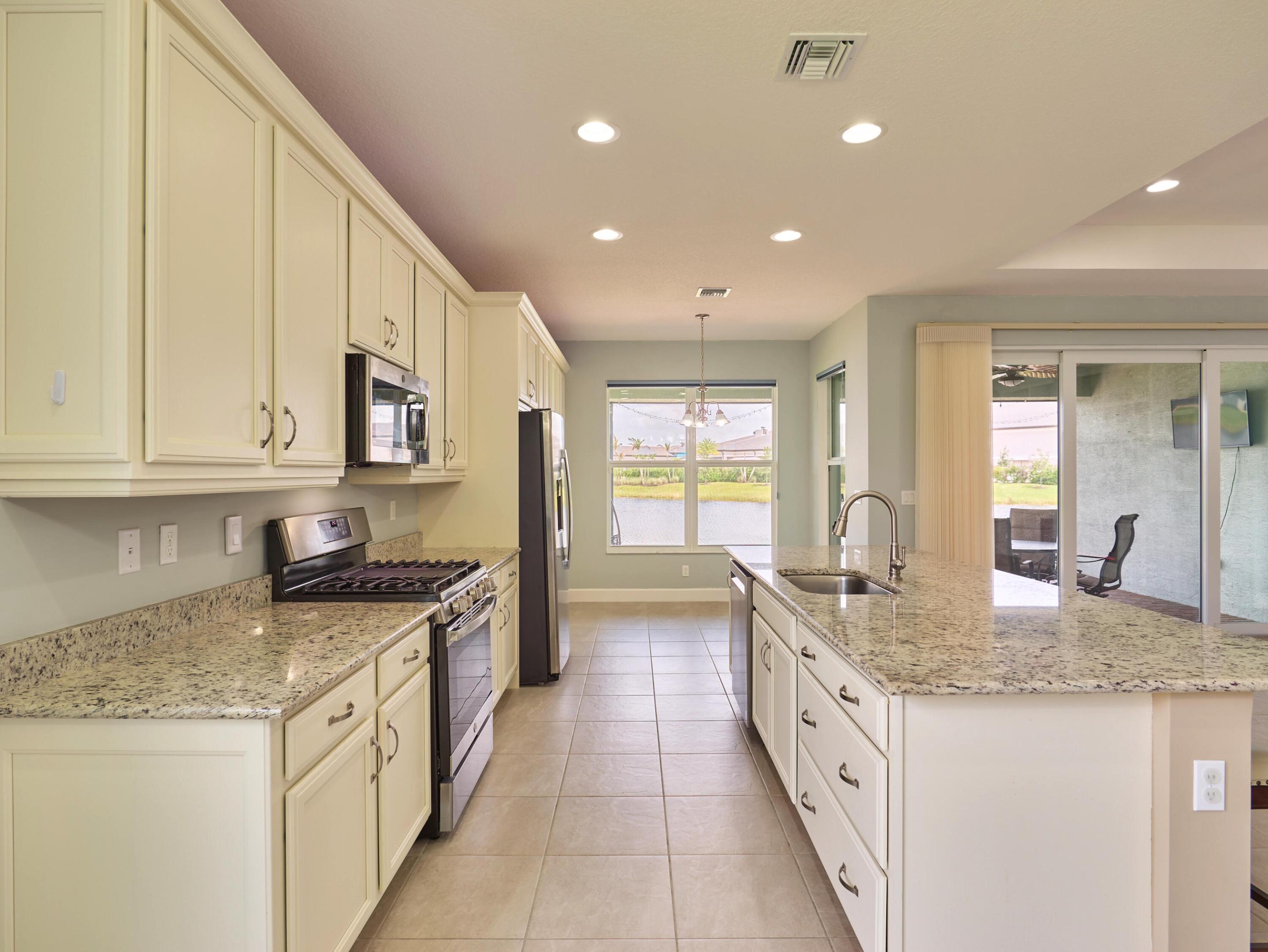 11837 Sw Poseidon Way Property Photo 13