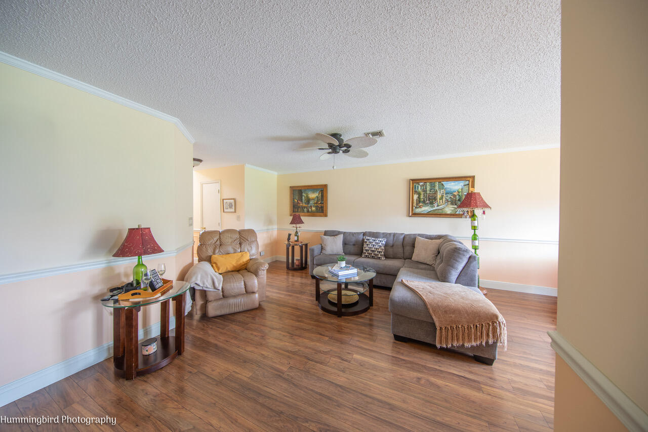 2047 Discovery Circle E Property Photo 5