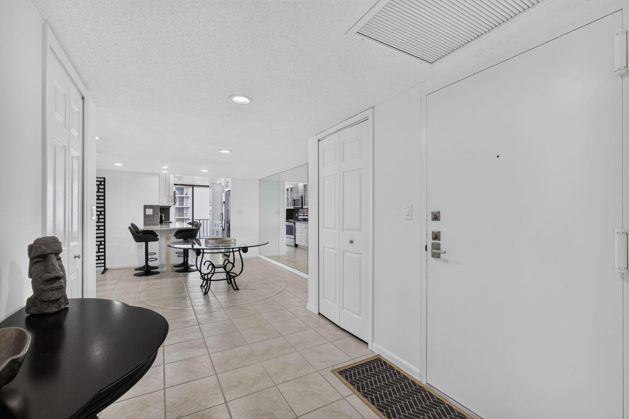 4200 N Ocean Drive 2-1601 Property Photo 15