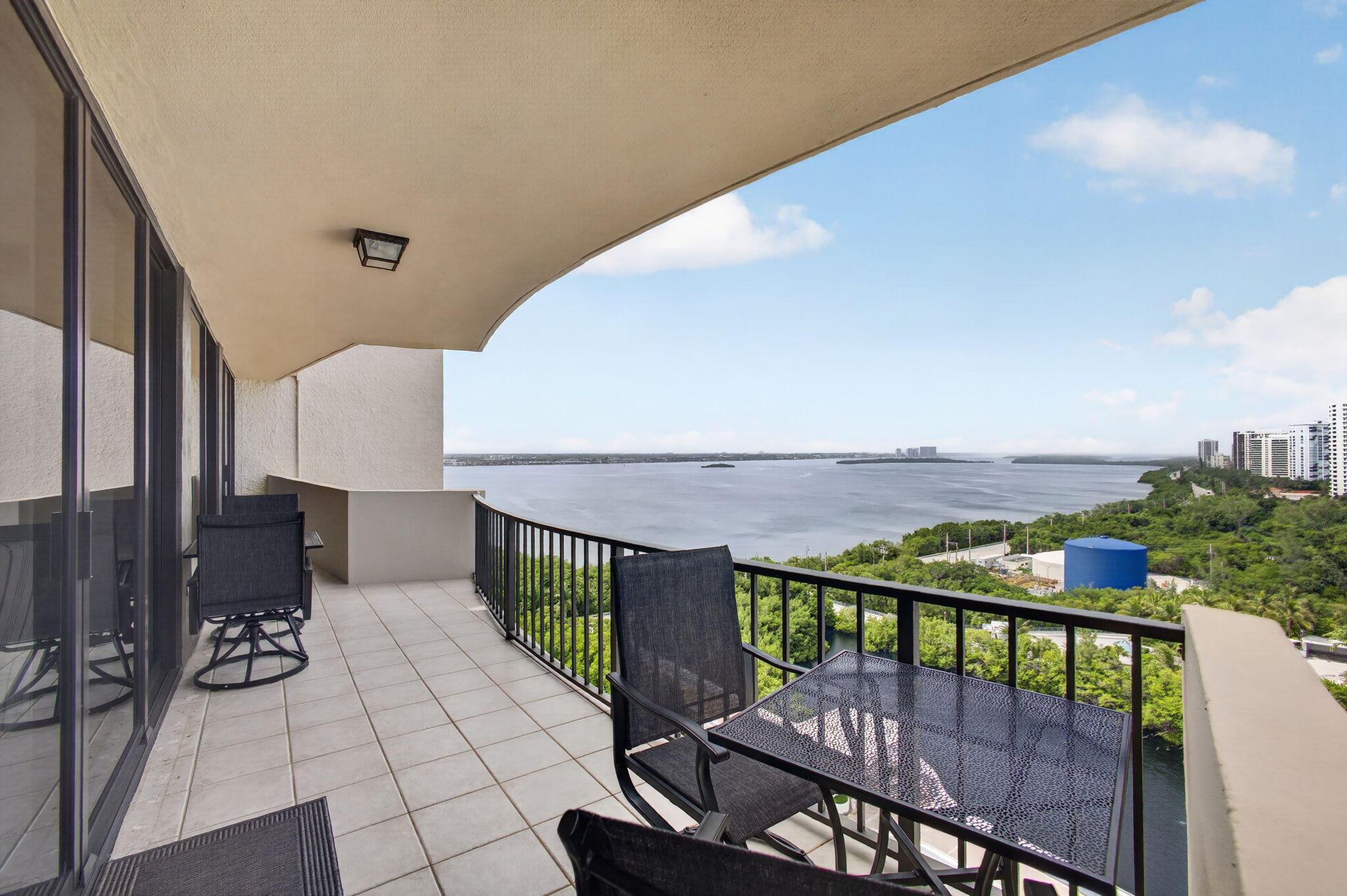 4200 N Ocean Drive 2-1601 Property Photo 37