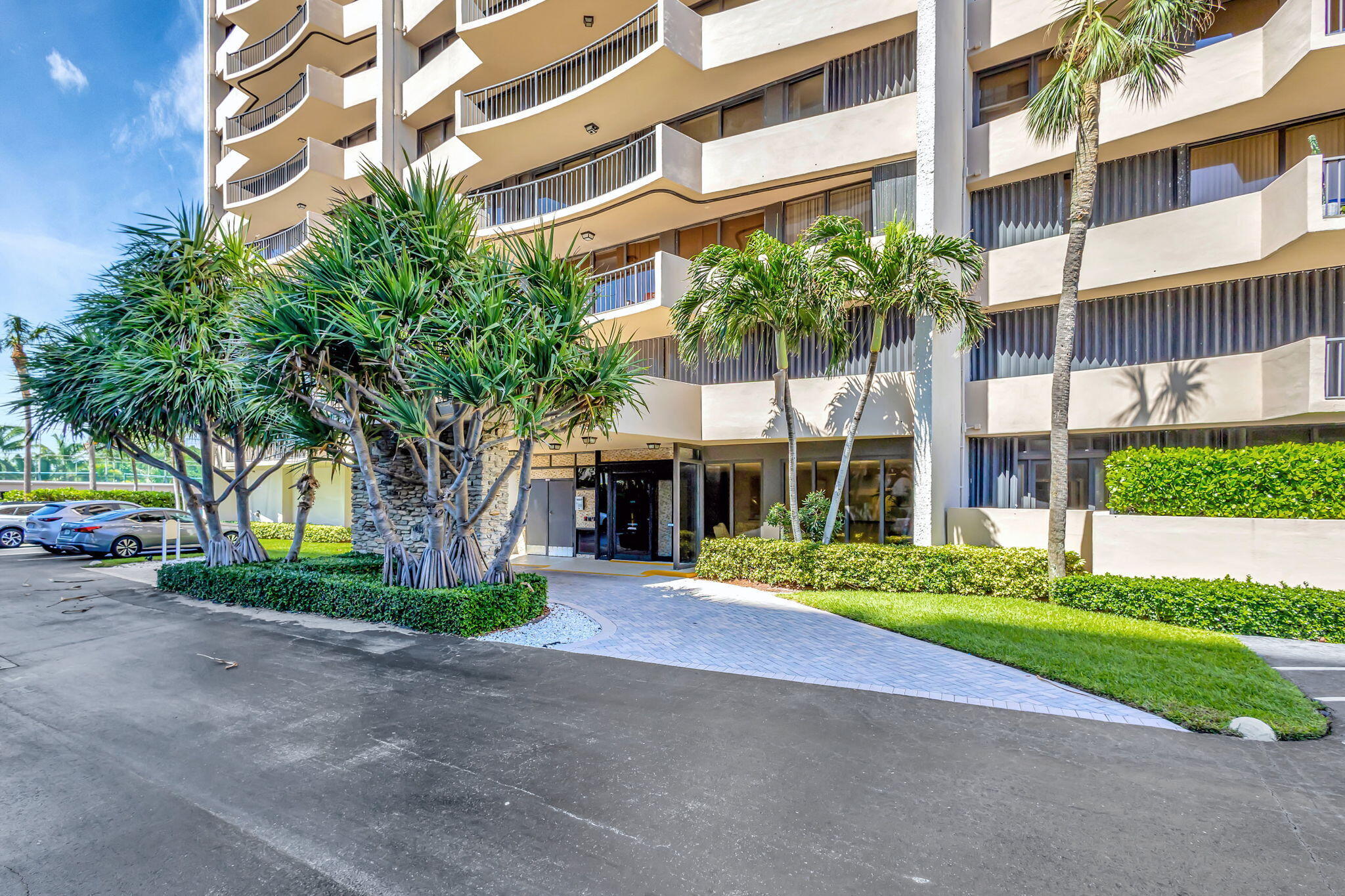 4200 N Ocean Drive 2-1601 Property Photo 39