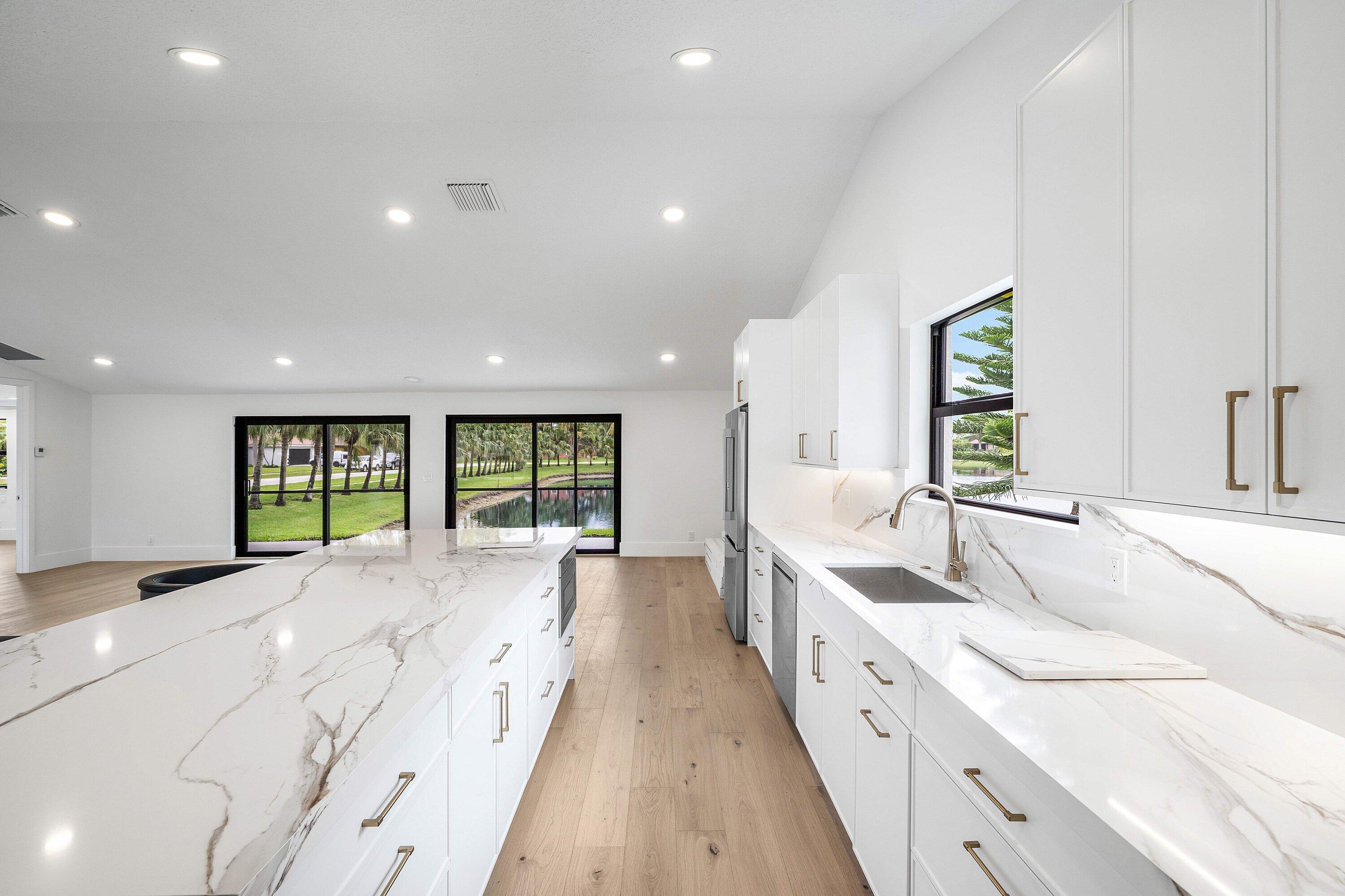 5665 Aspen Ridge Circle Property Photo 11