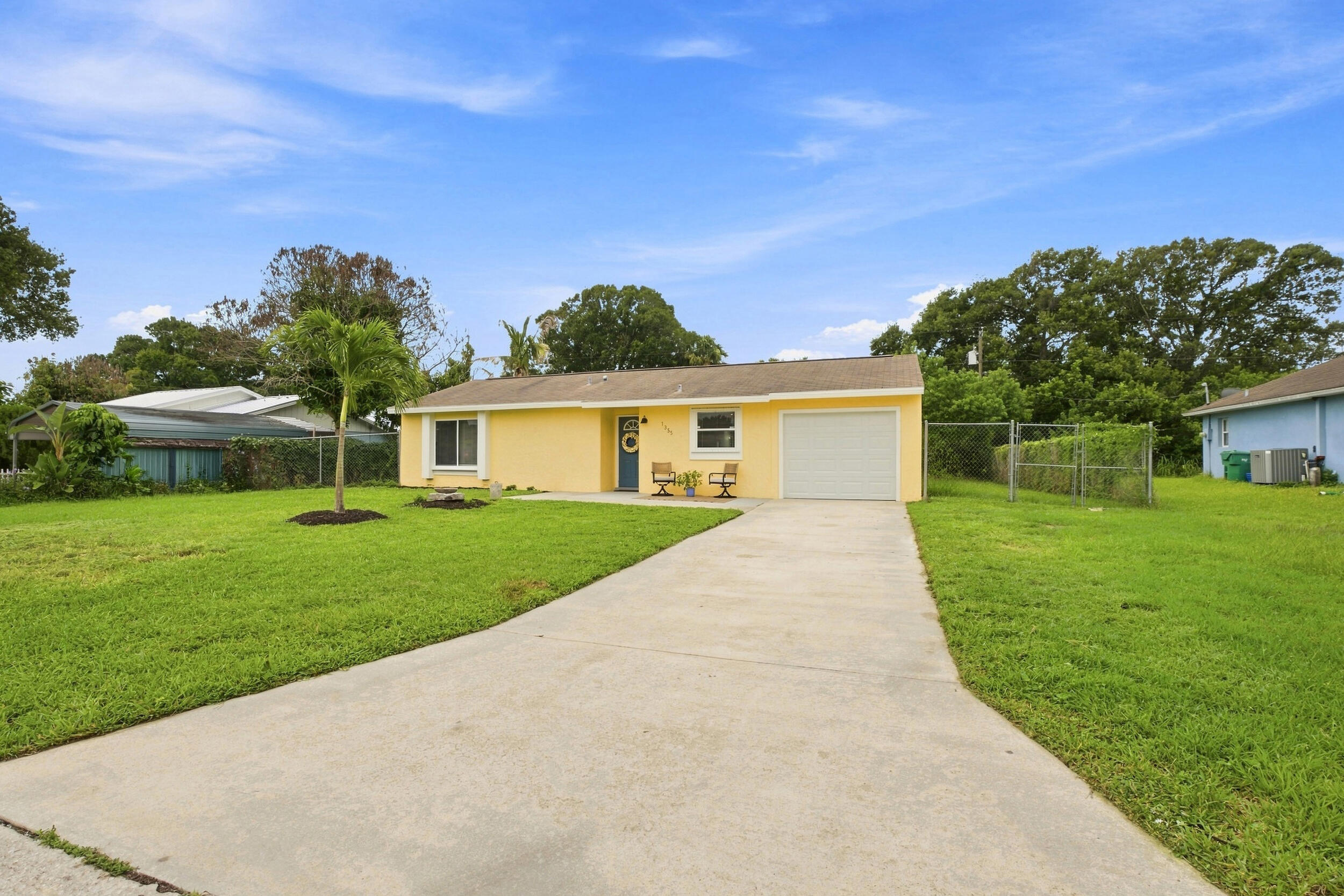 1355 23rd Place Sw Property Photo 2