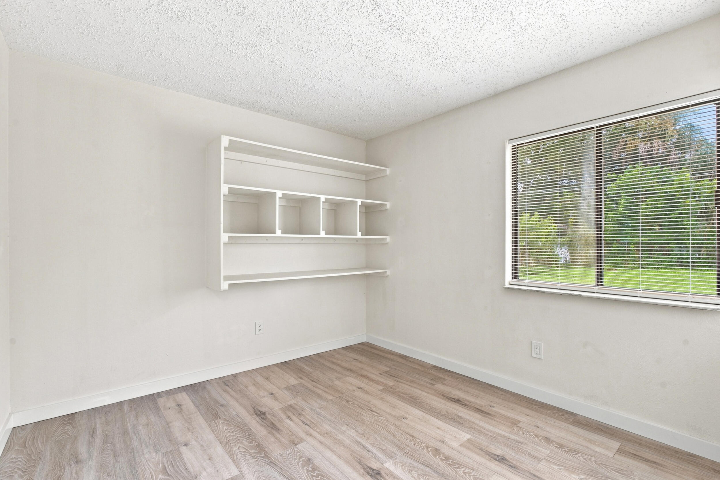 1355 23rd Place Sw Property Photo 14