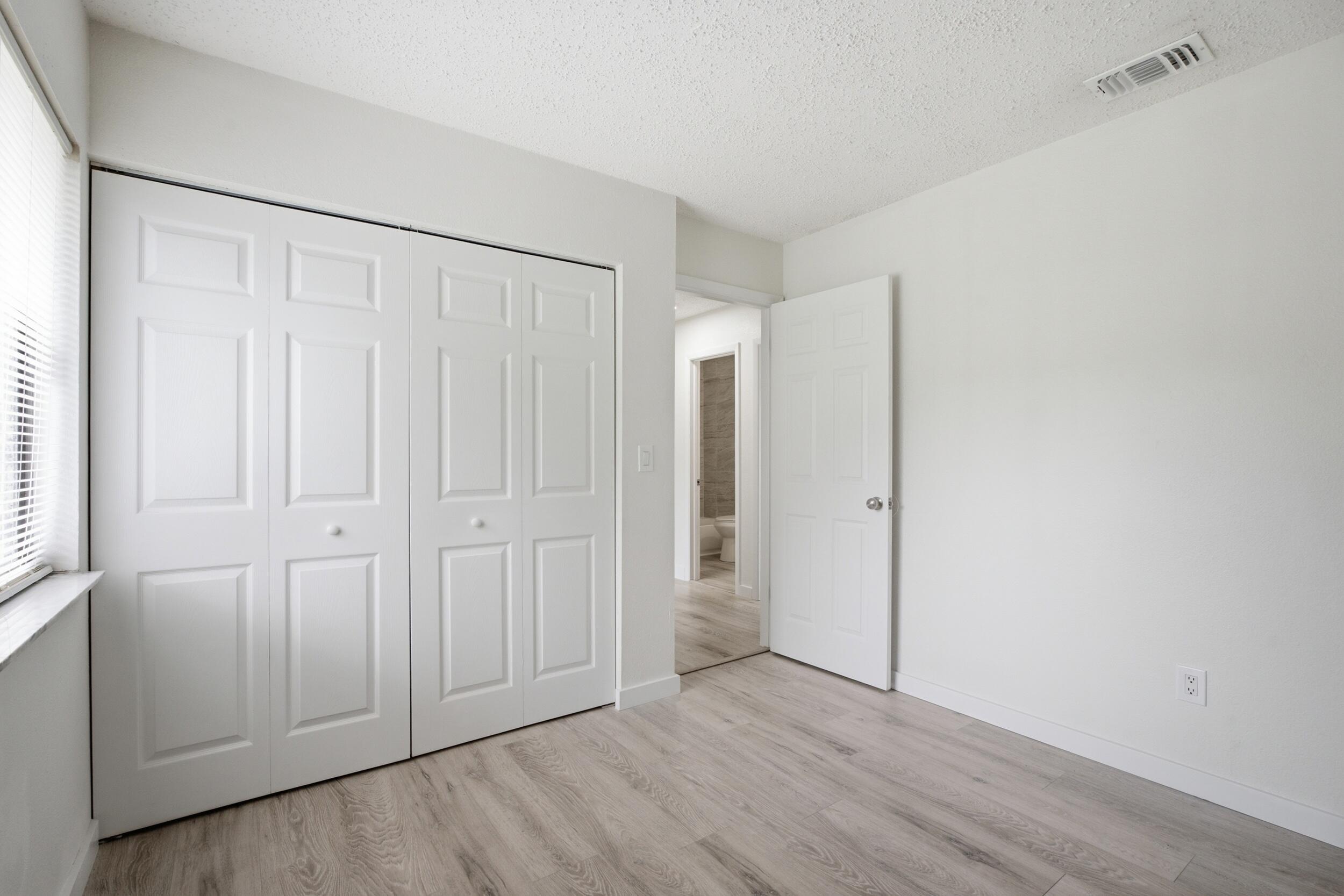 1355 23rd Place Sw Property Photo 15