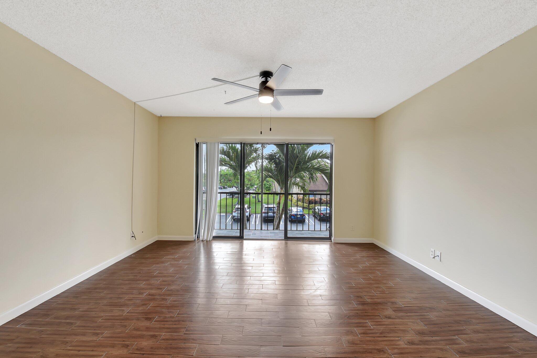 616 Sea Pine Way C2 Property Photo 14