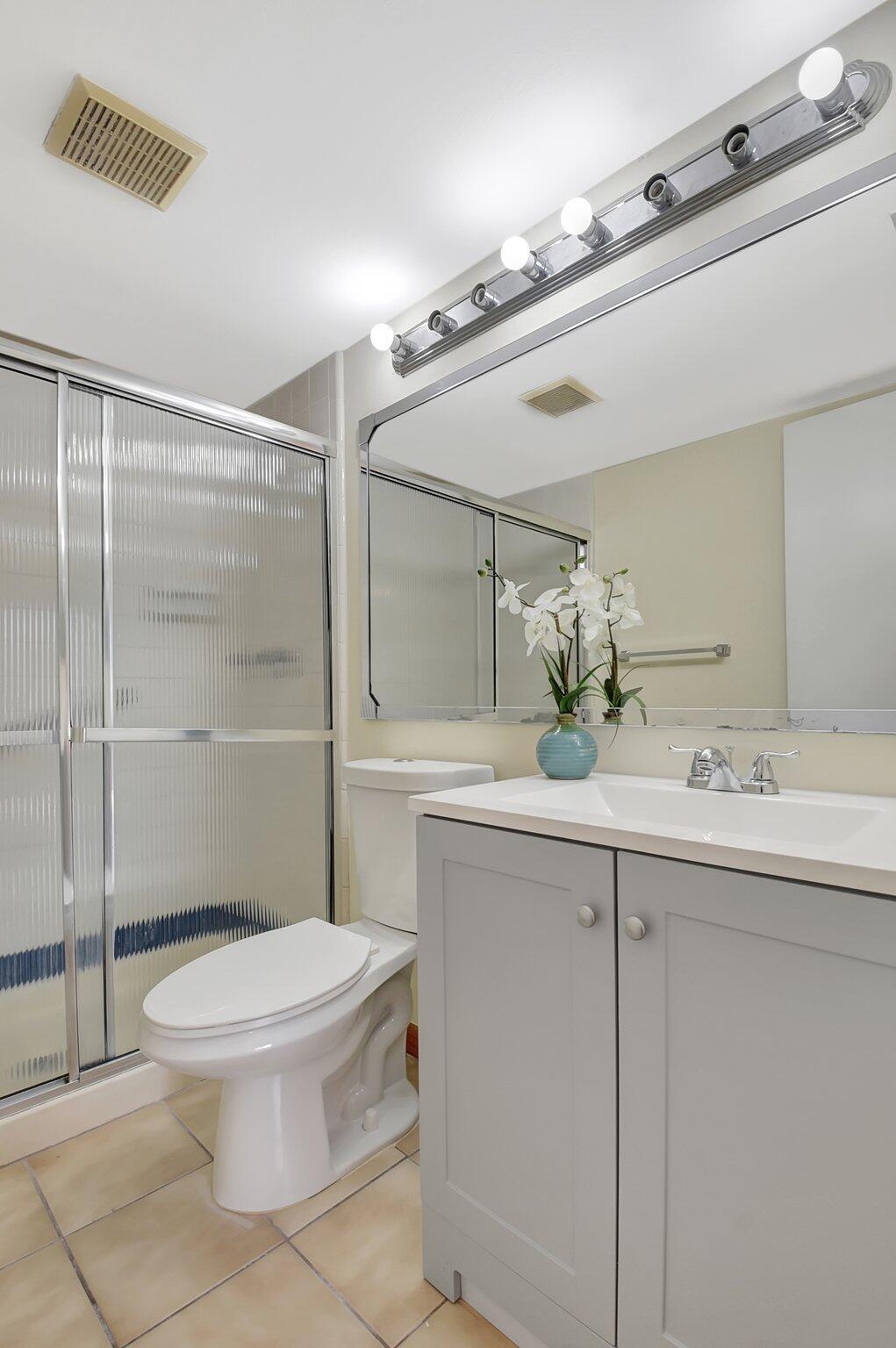 616 Sea Pine Way C2 Property Photo 22
