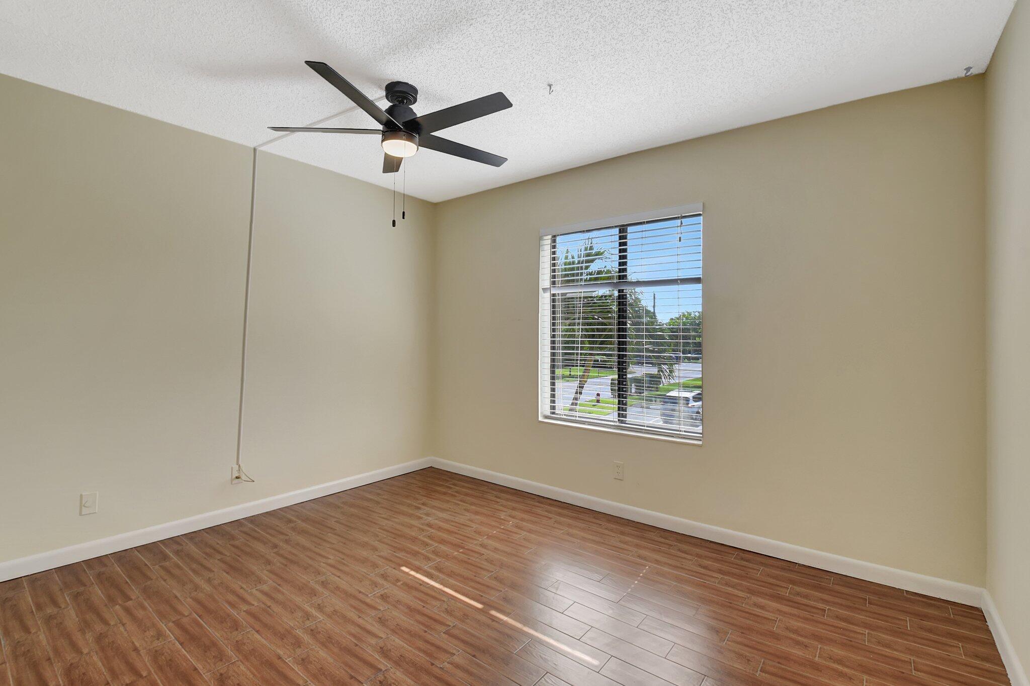 616 Sea Pine Way C2 Property Photo 23