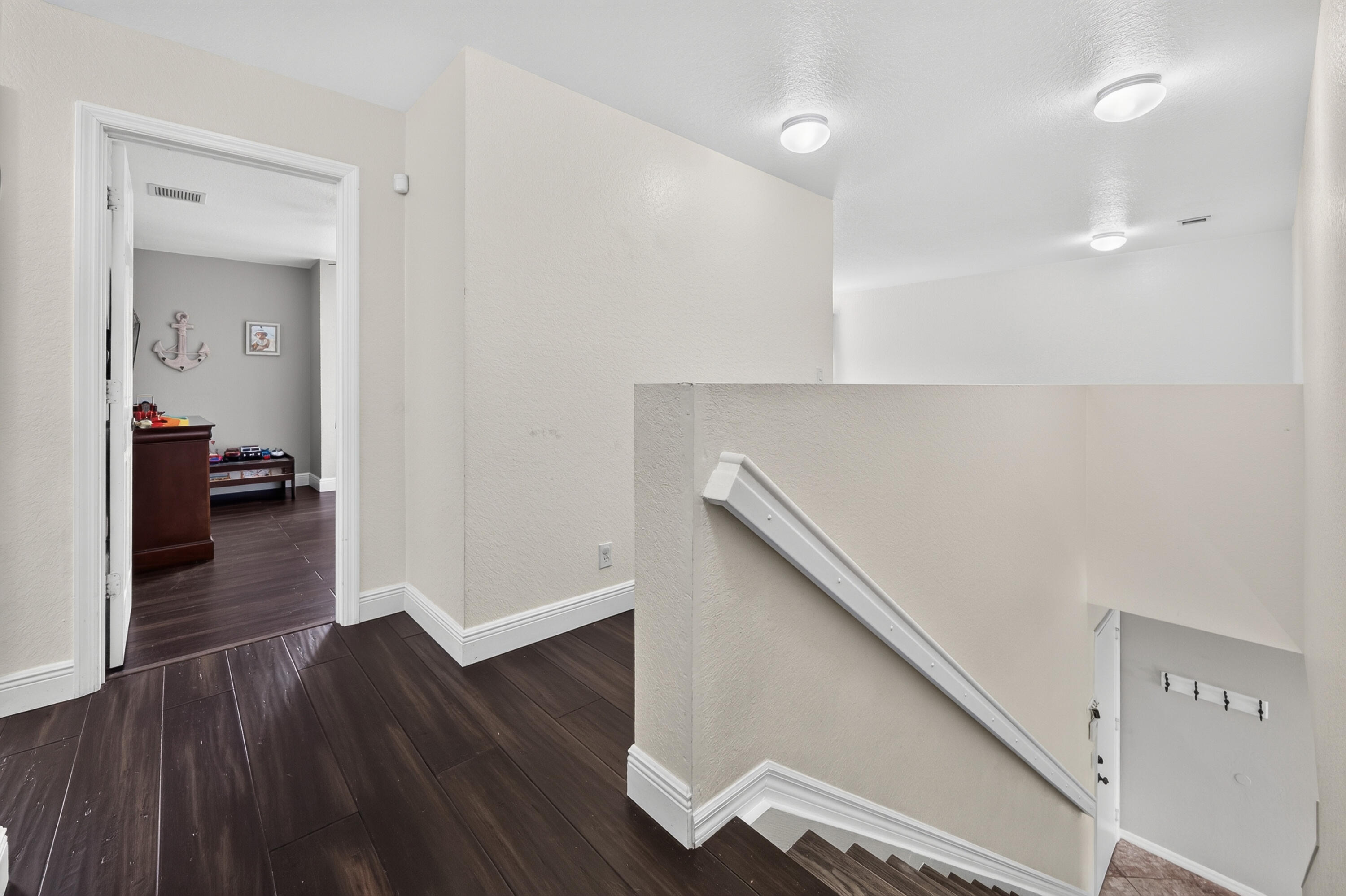 5532 Se Graham Drive Property Photo 17