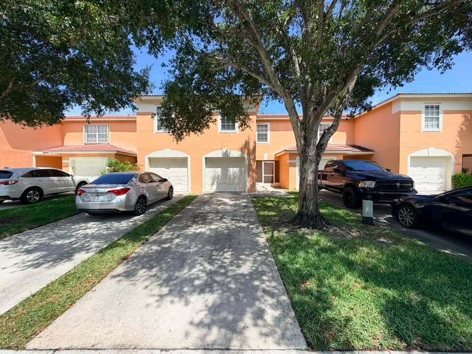 6892 Mill Brook Place Property Photo 1