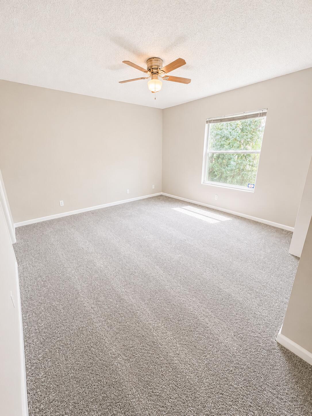 6892 Mill Brook Place Property Photo 4