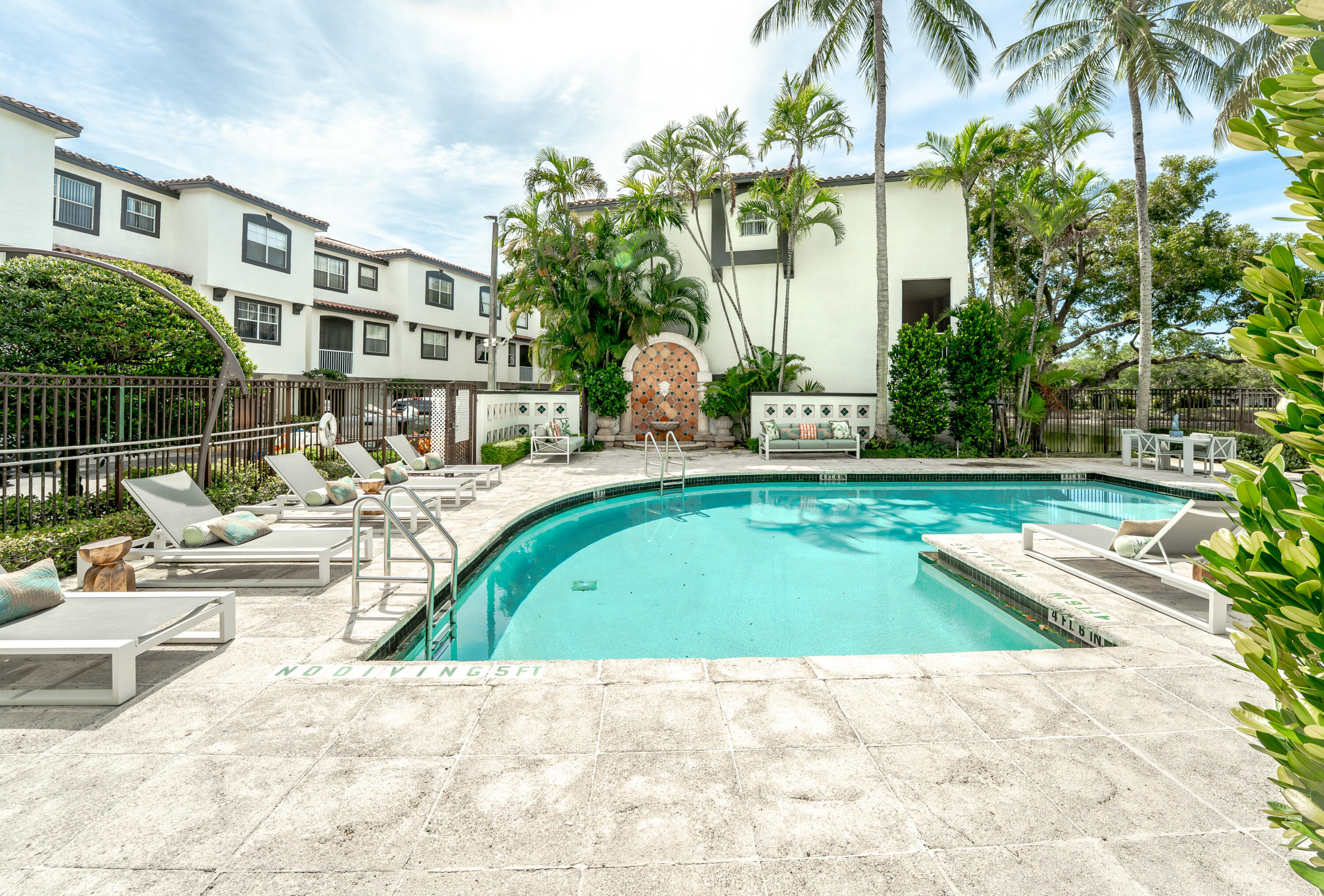 20889 Saint Andrews Boulevard Property Photo 2