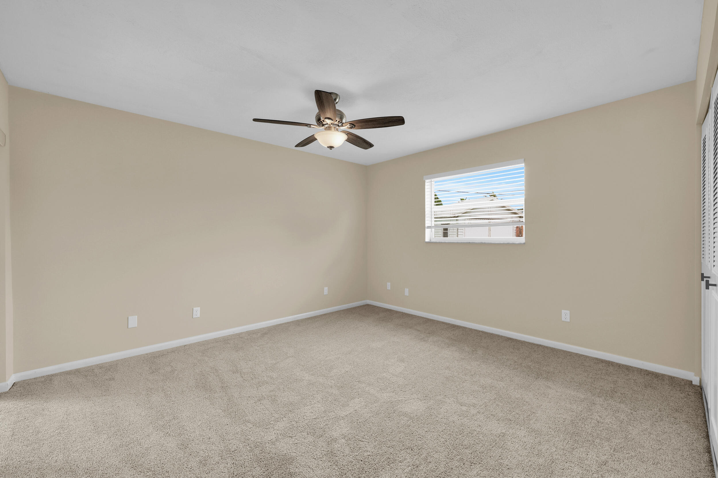 2306 Ne 19th Court Property Photo 12