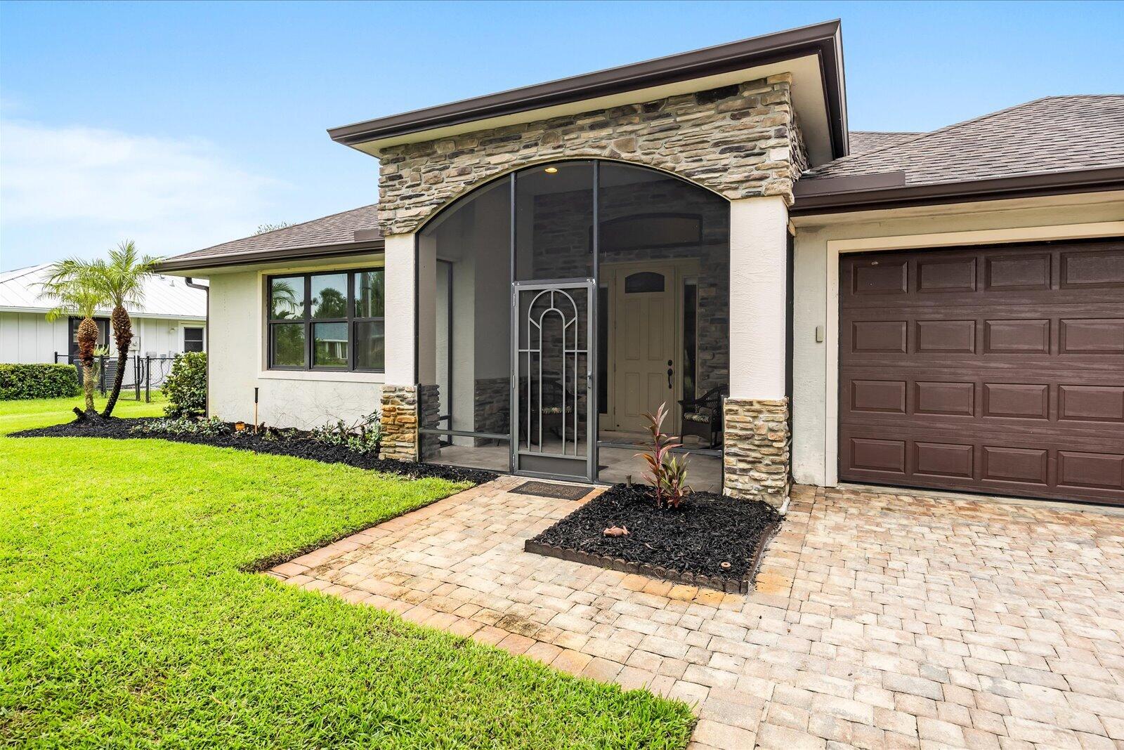 5103 Echo Pines Circle E Property Photo 2