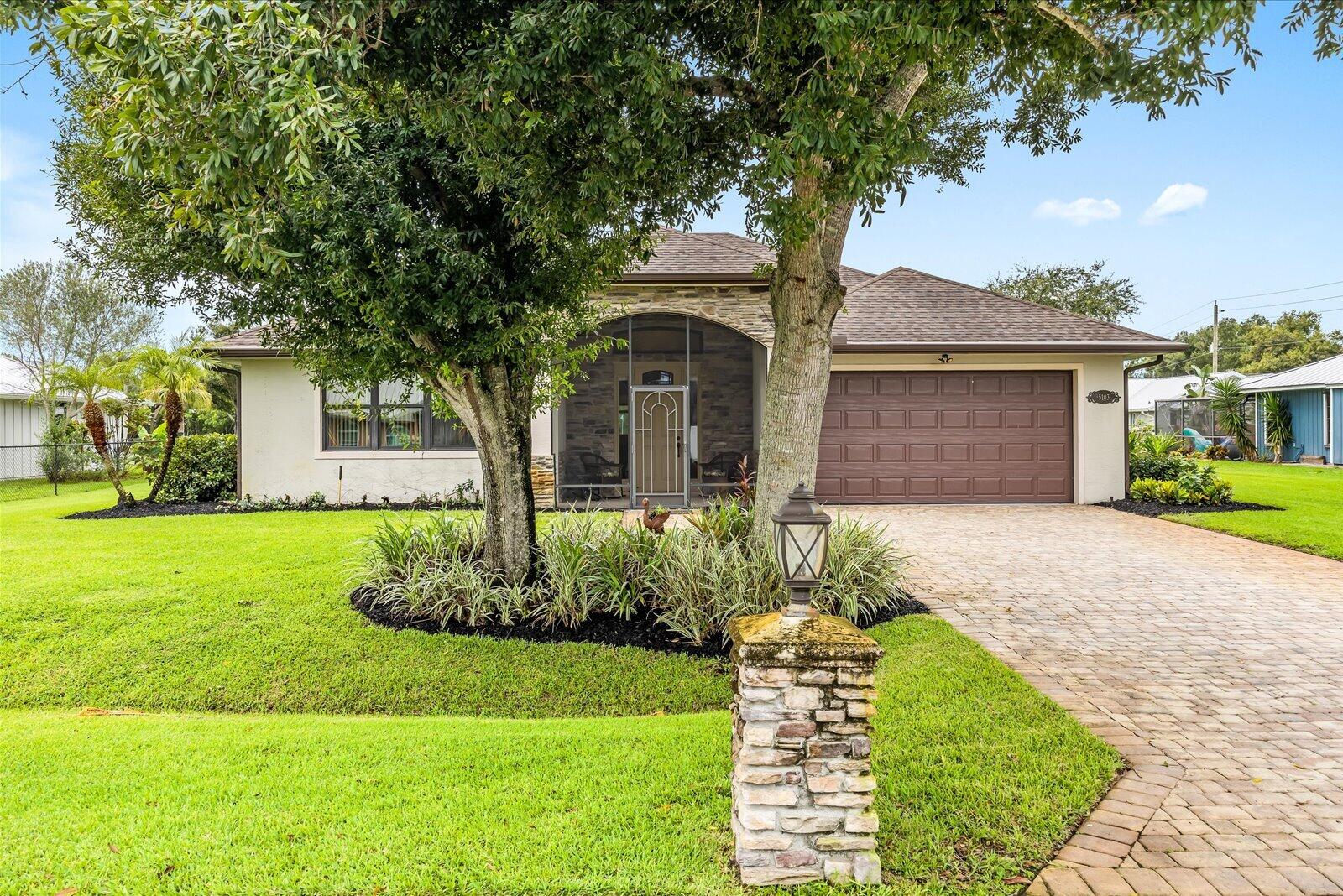 5103 Echo Pines Circle E Property Photo 6
