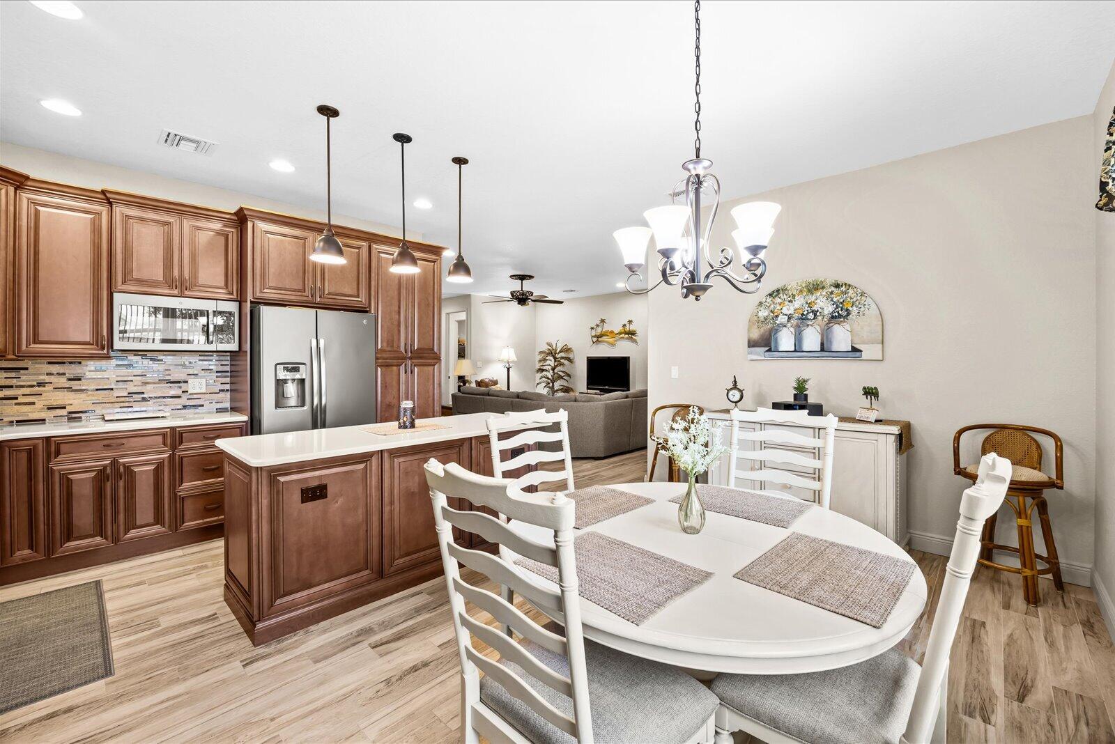 5103 Echo Pines Circle E Property Photo 15