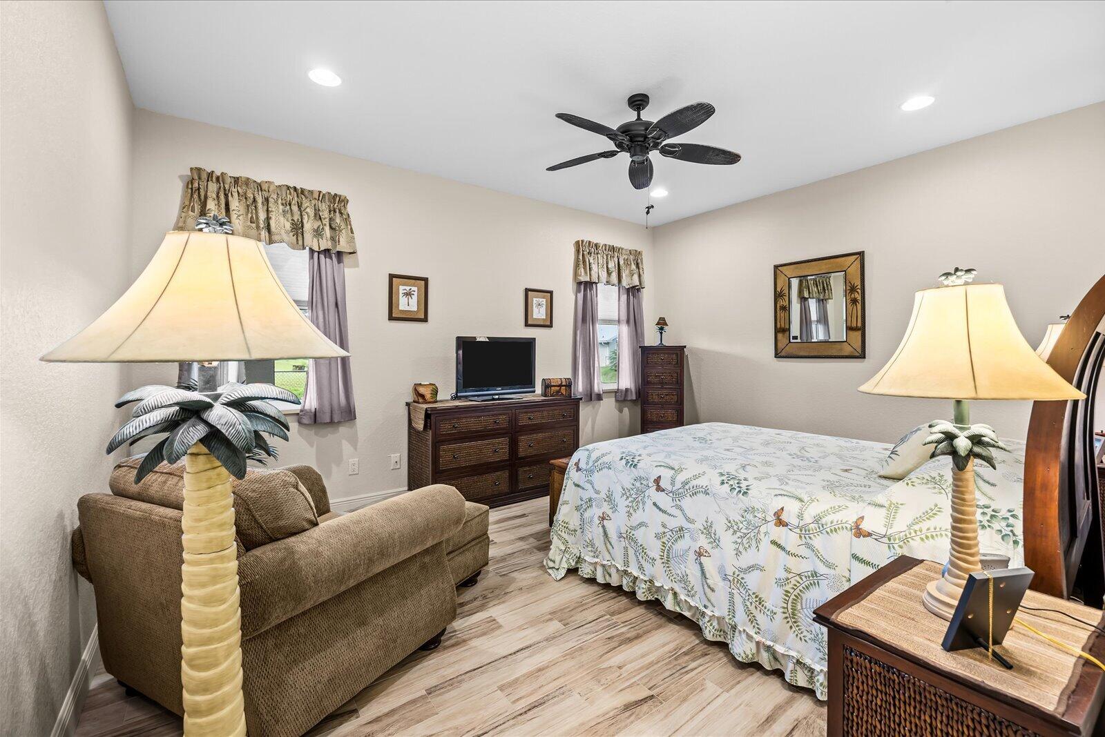 5103 Echo Pines Circle E Property Photo 18